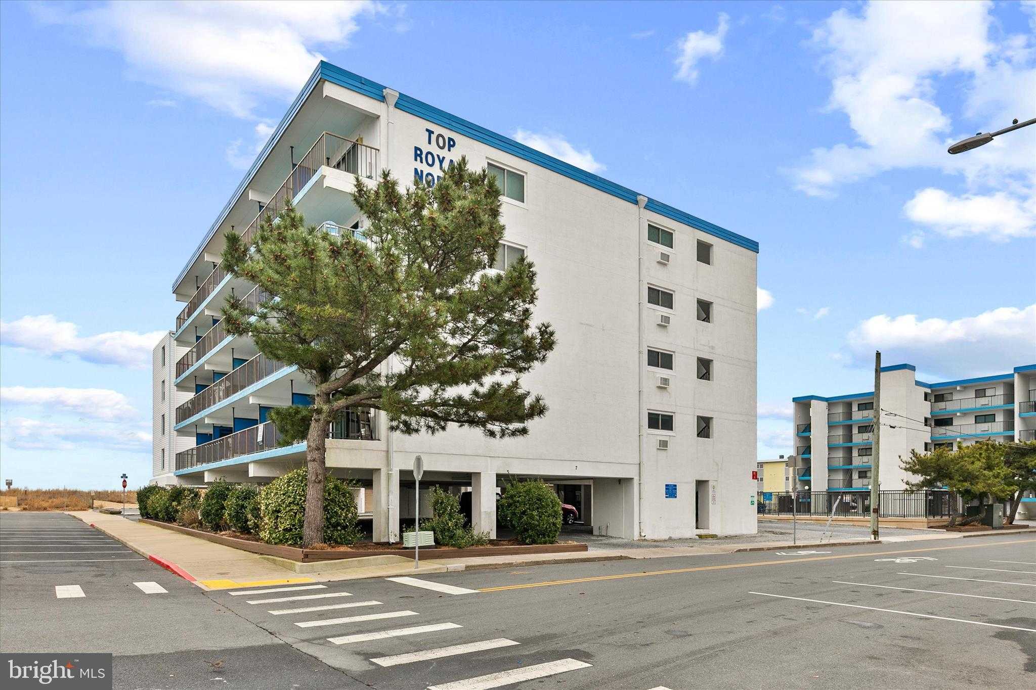 7 127th St Unit 403n photo 24