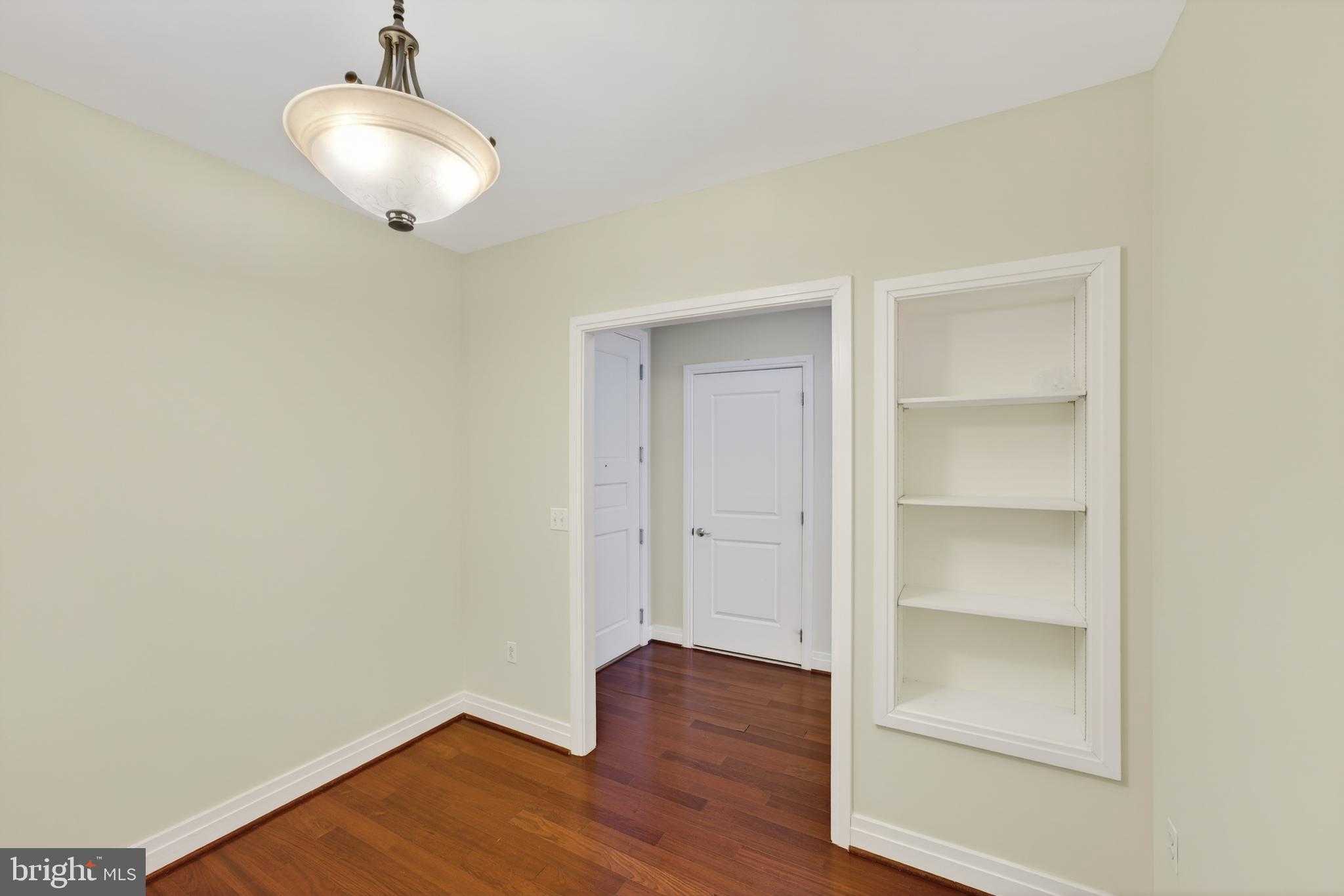 8220 Crestwood Heights Dr Apt 1411 photo 5