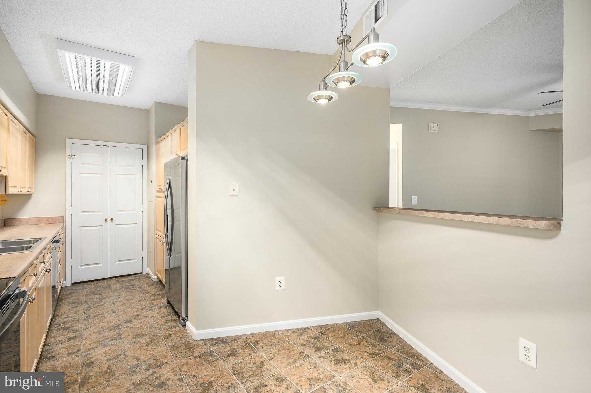 19375 Cypress Ridge Ter Unit 114 photo 14