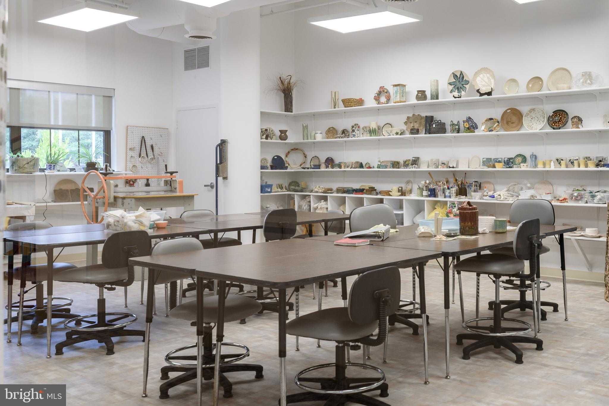 19375 Cypress Ridge Ter Unit 114 photo 37