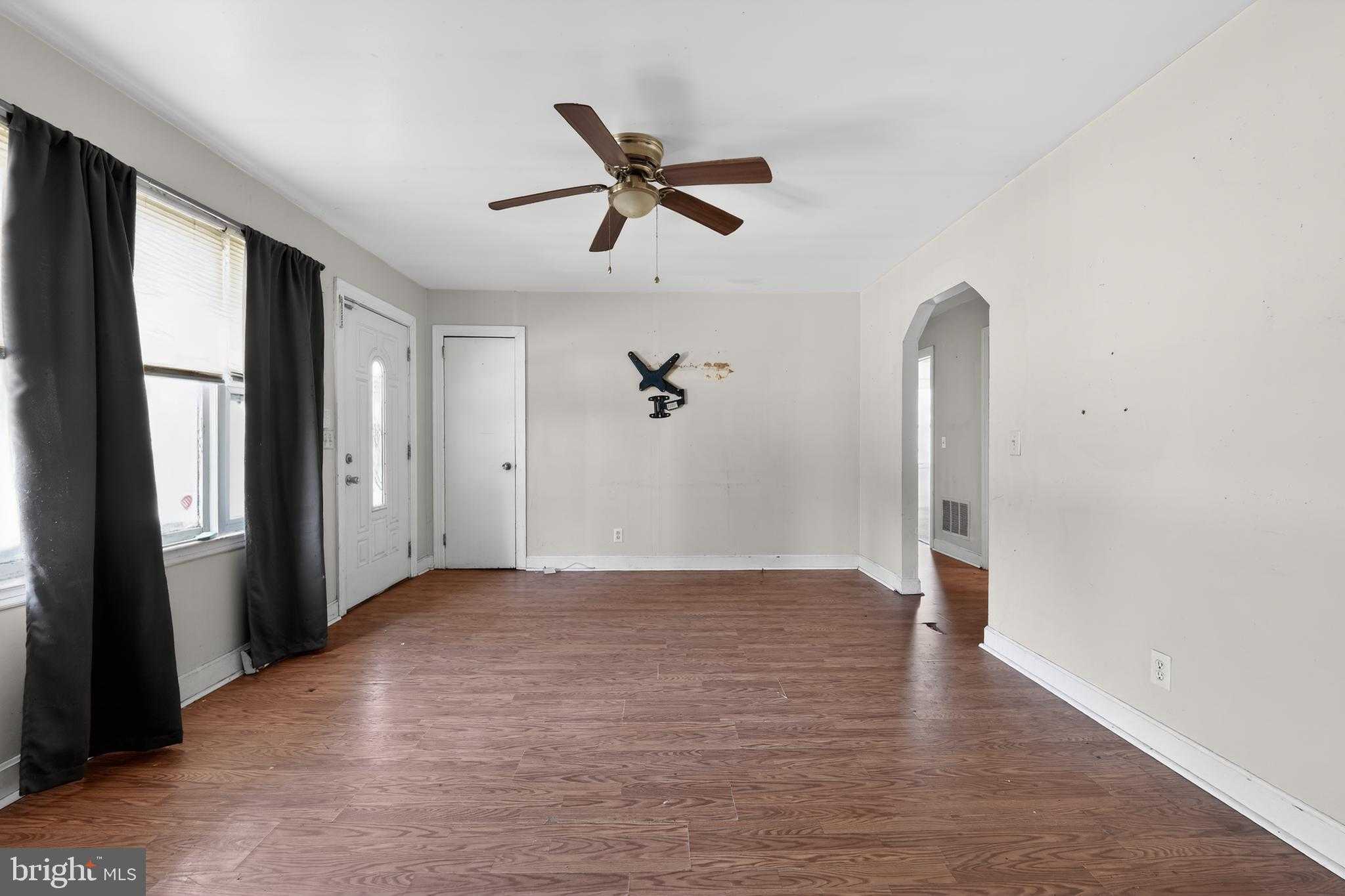 1167 Crawford Rd photo 3