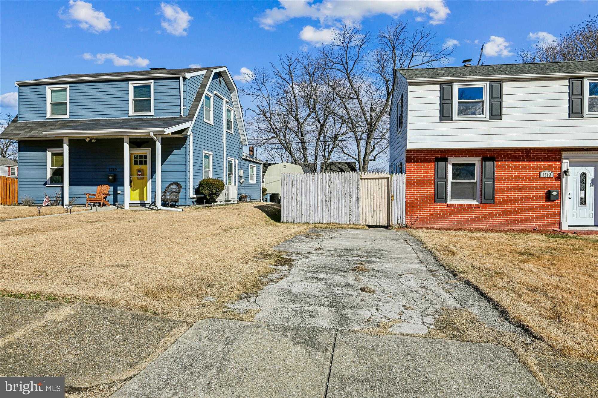 1212 7 Oaks Rd photo 2