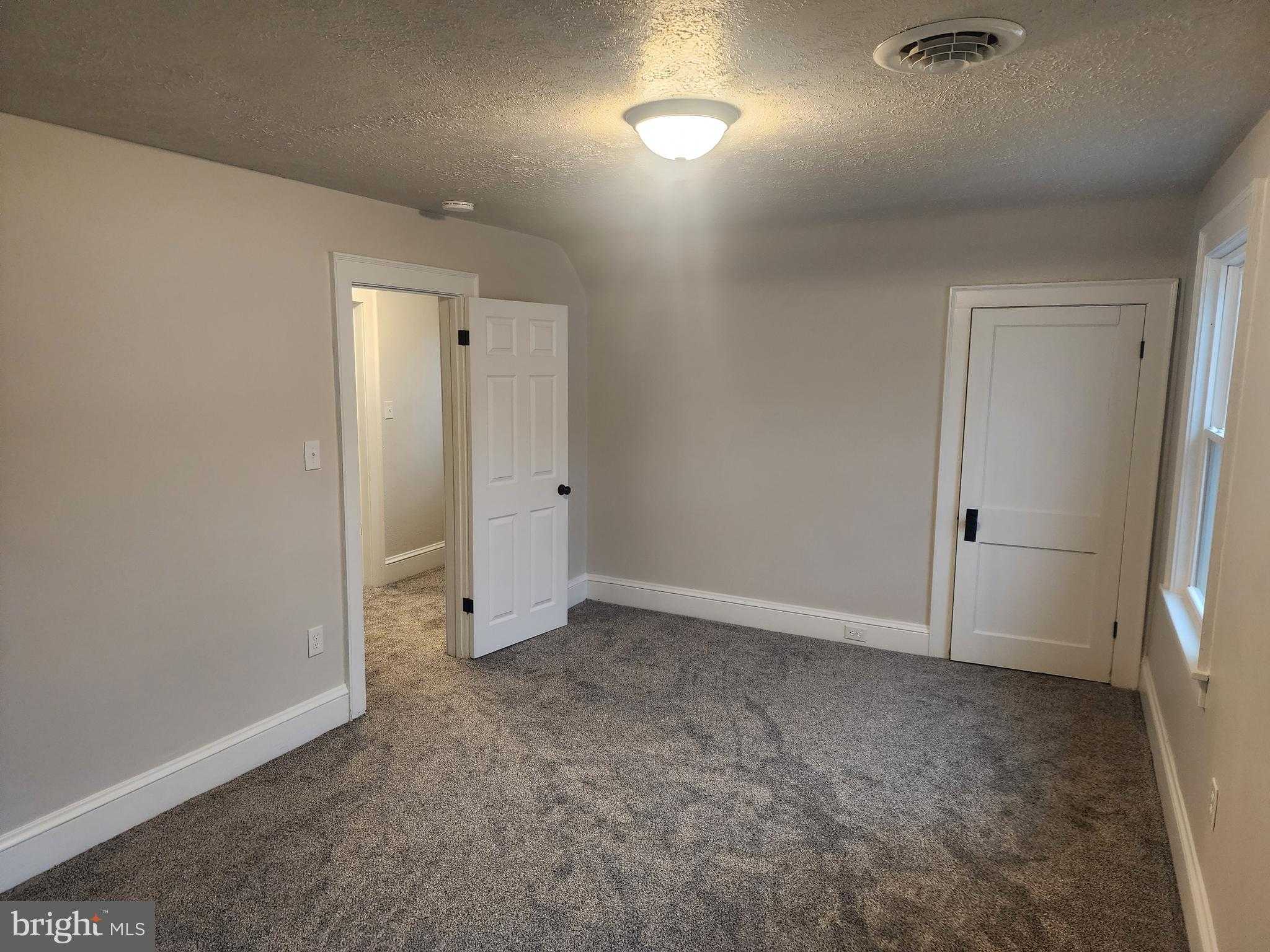 536 National Hwy photo 27