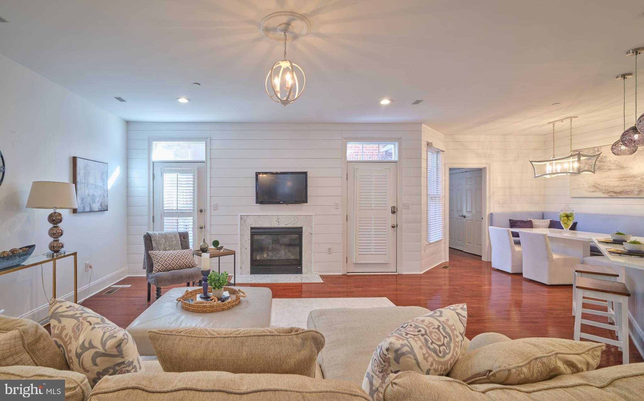 21 S Lincoln Ave photo 13