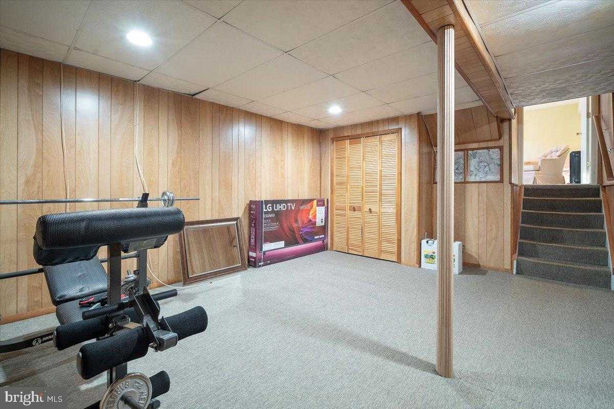 8217 Mountain Laurel Ln photo 29