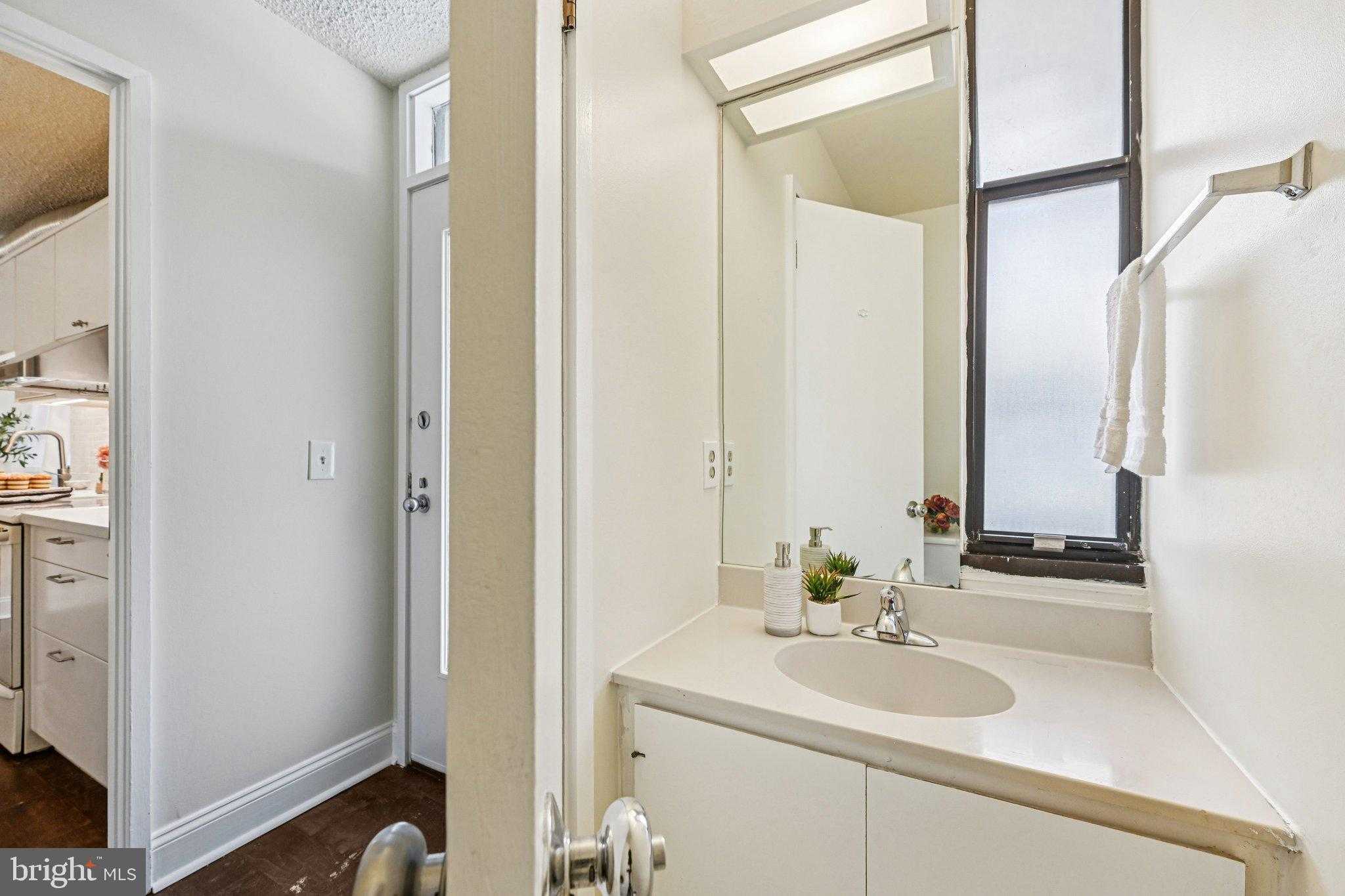 2303 Bayleaf CT photo 17