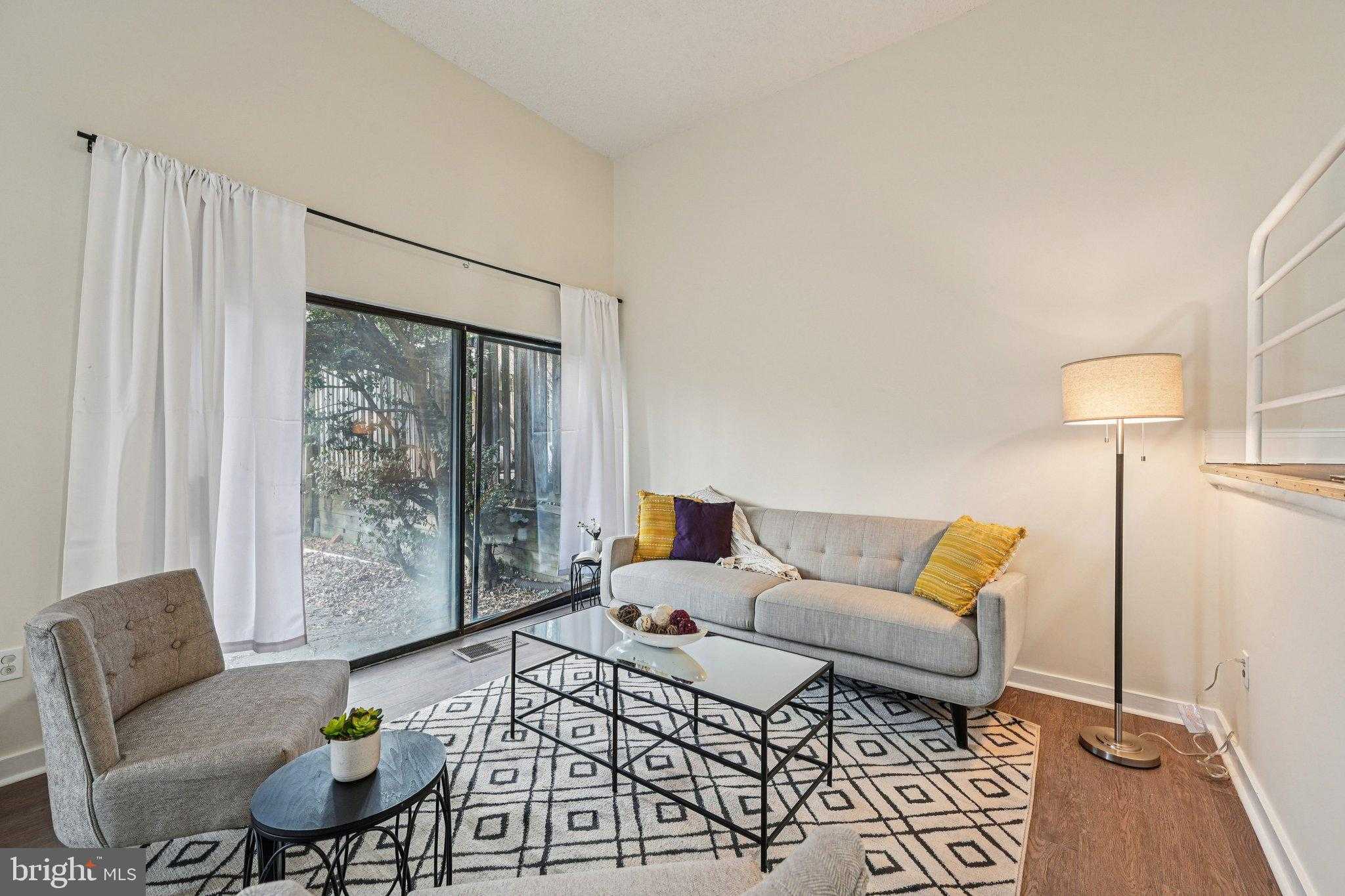 2303 Bayleaf CT photo 5