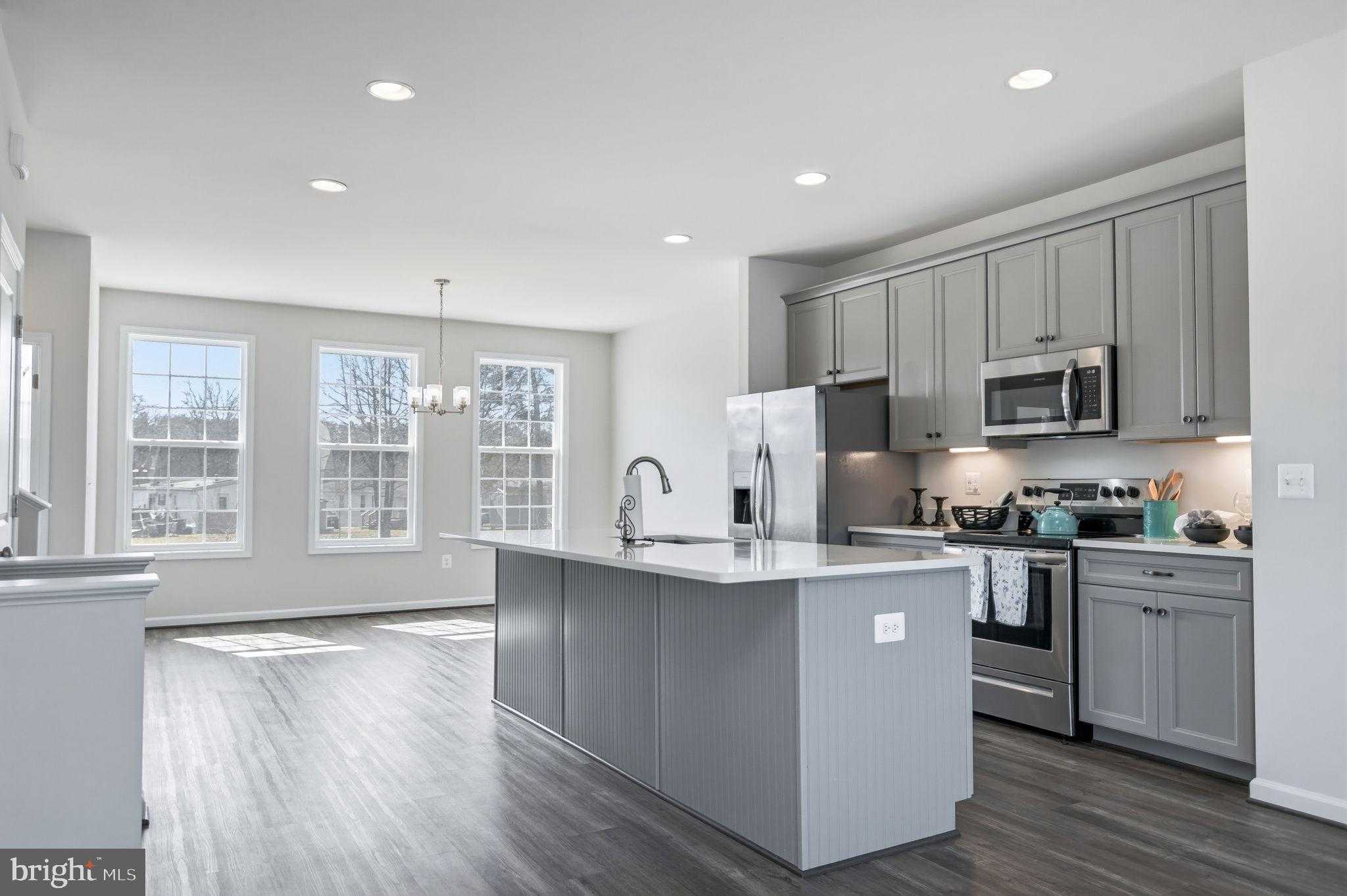 3711 Allington CT photo 2