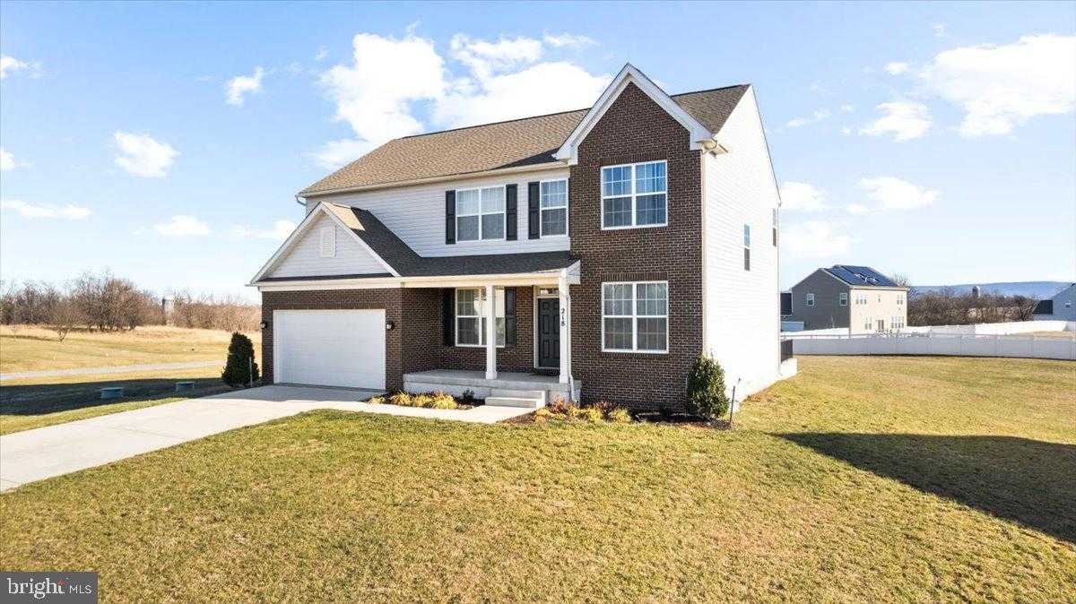 218 Haybine Dr photo 4