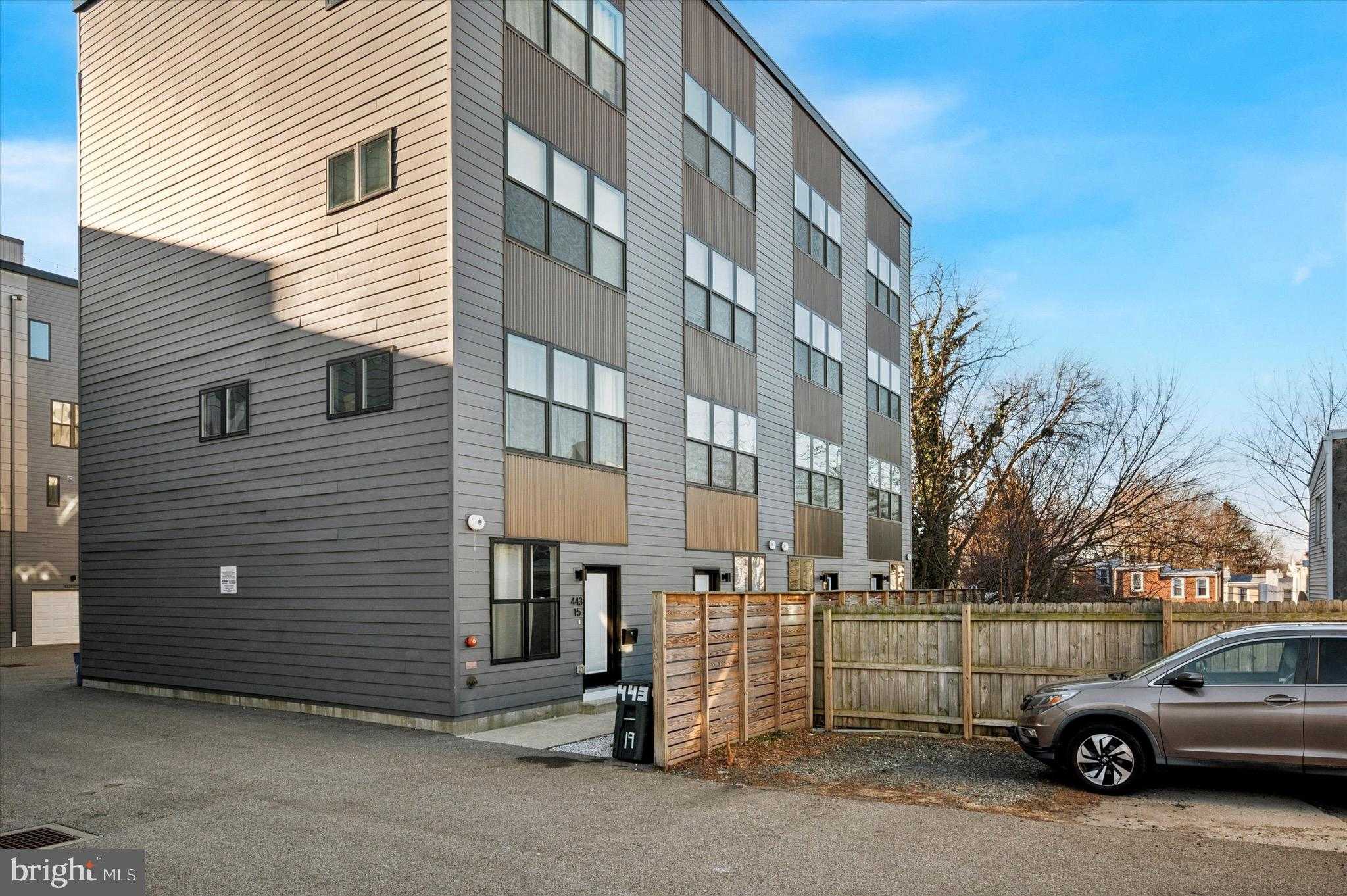 443 Shurs Ln Apt 17 photo 2