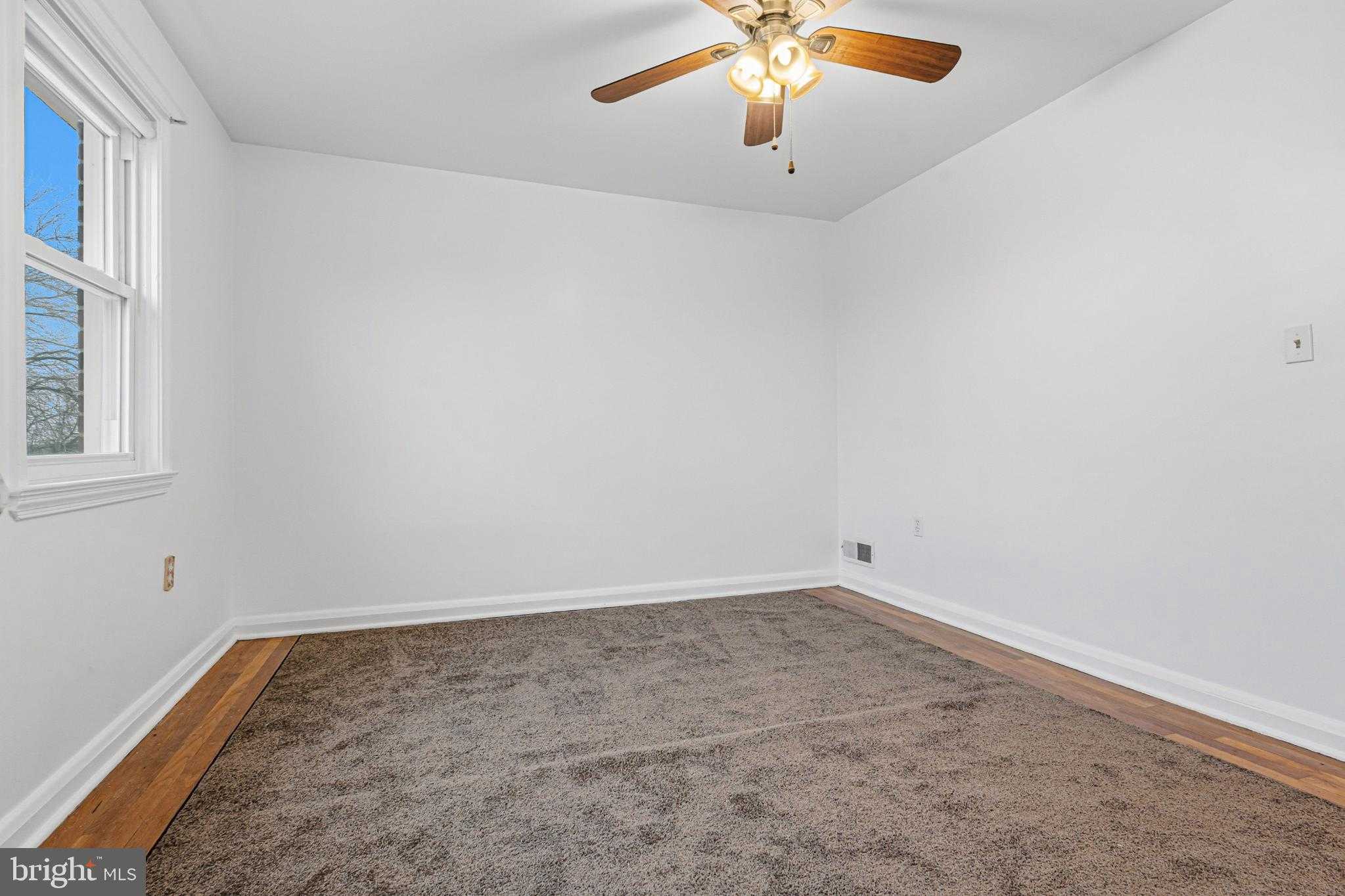 7107 E Baltimore St photo 17