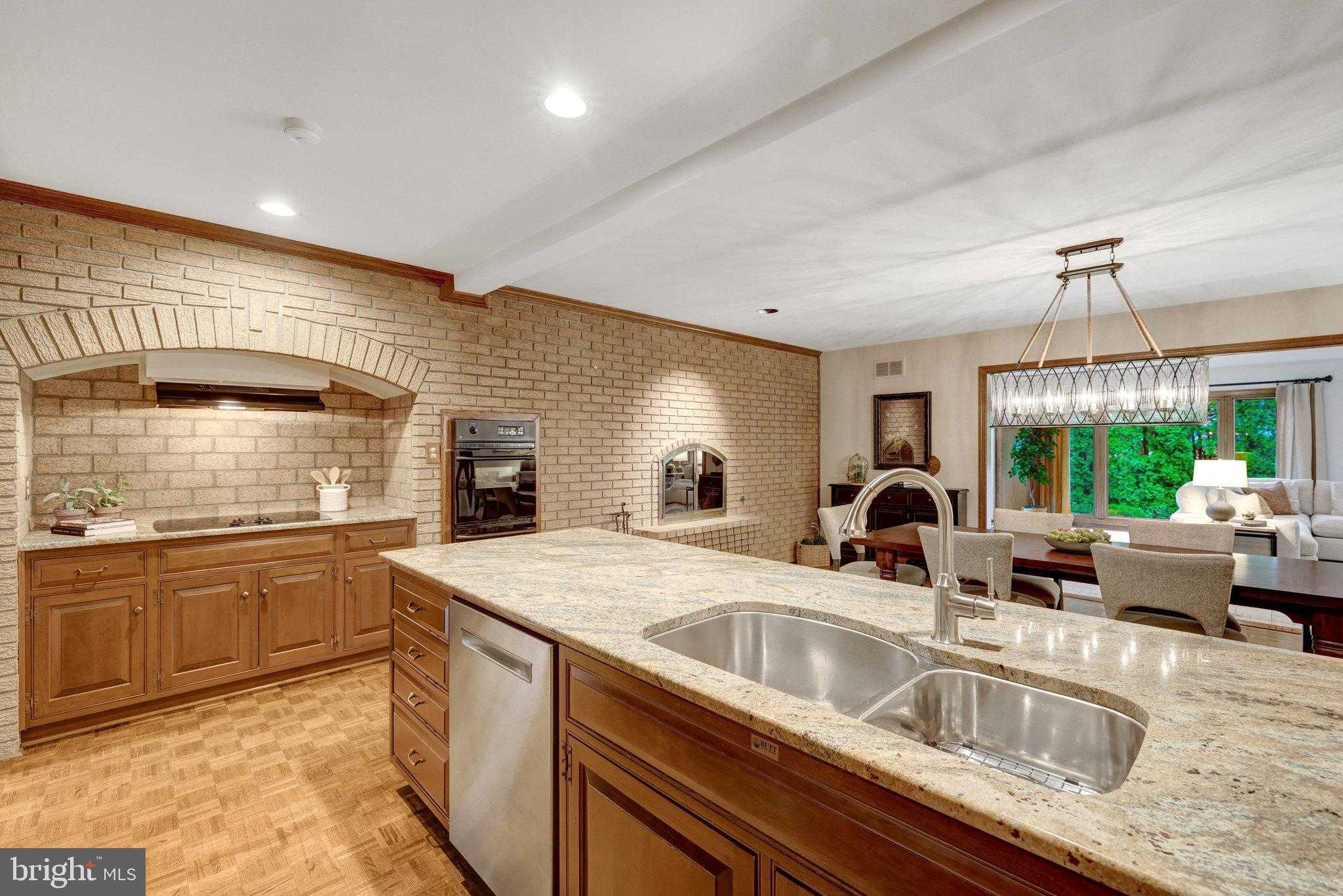 6304 Dunaway CT photo 26