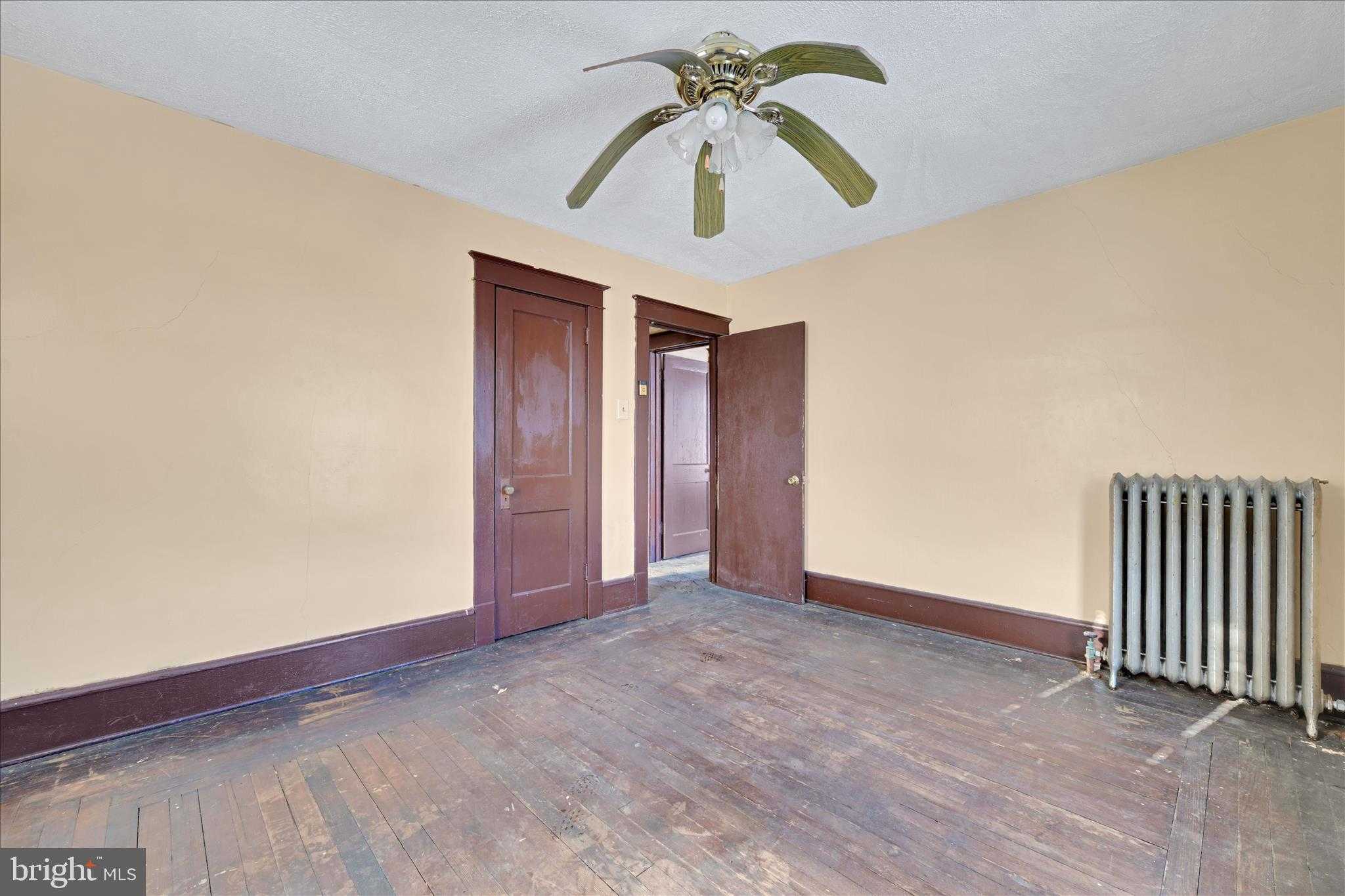 200 W Main St photo 30