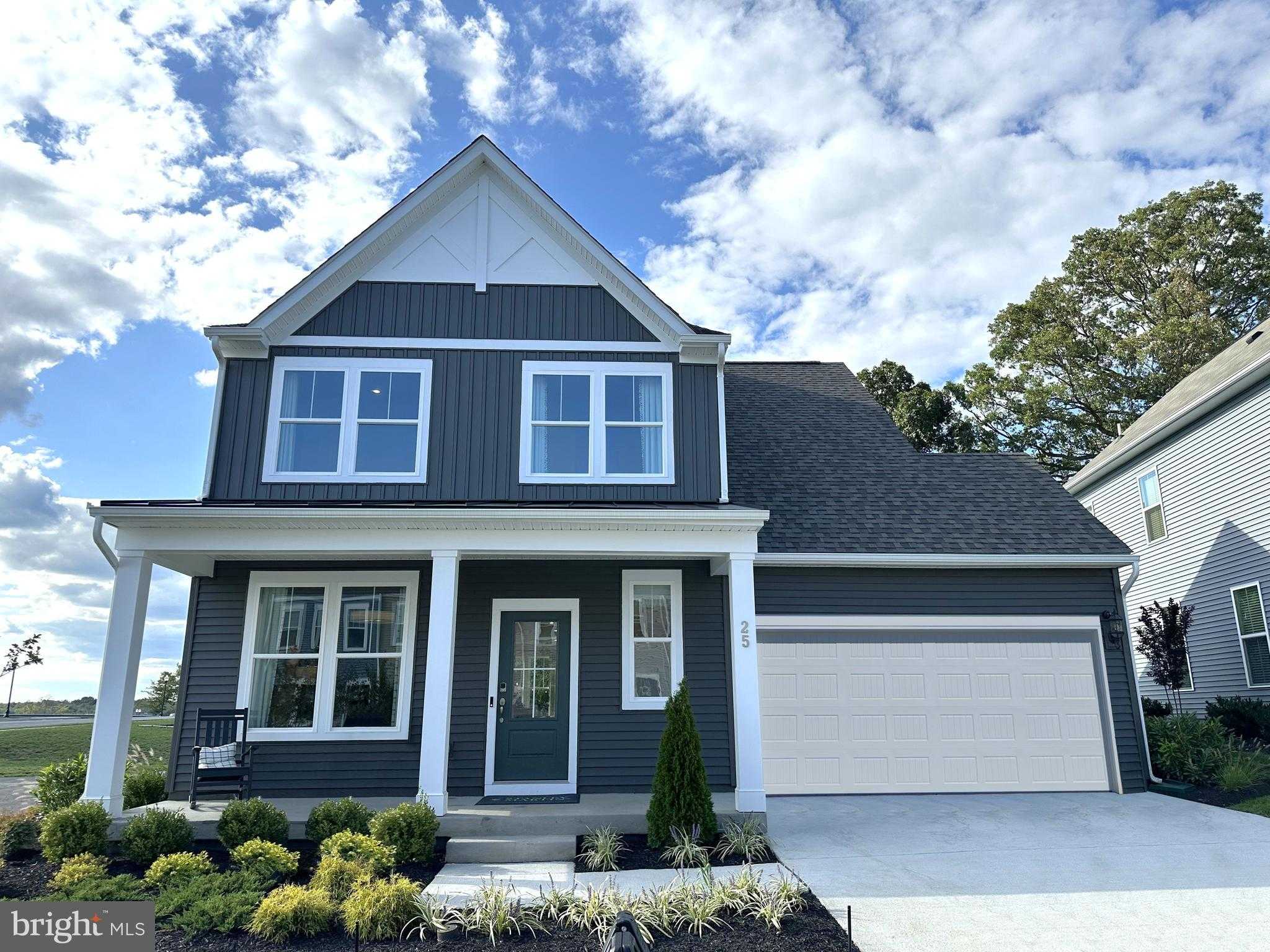 217 Taft Ave photo 2