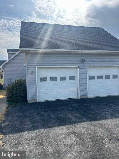 29 Homestead Ln photo 2