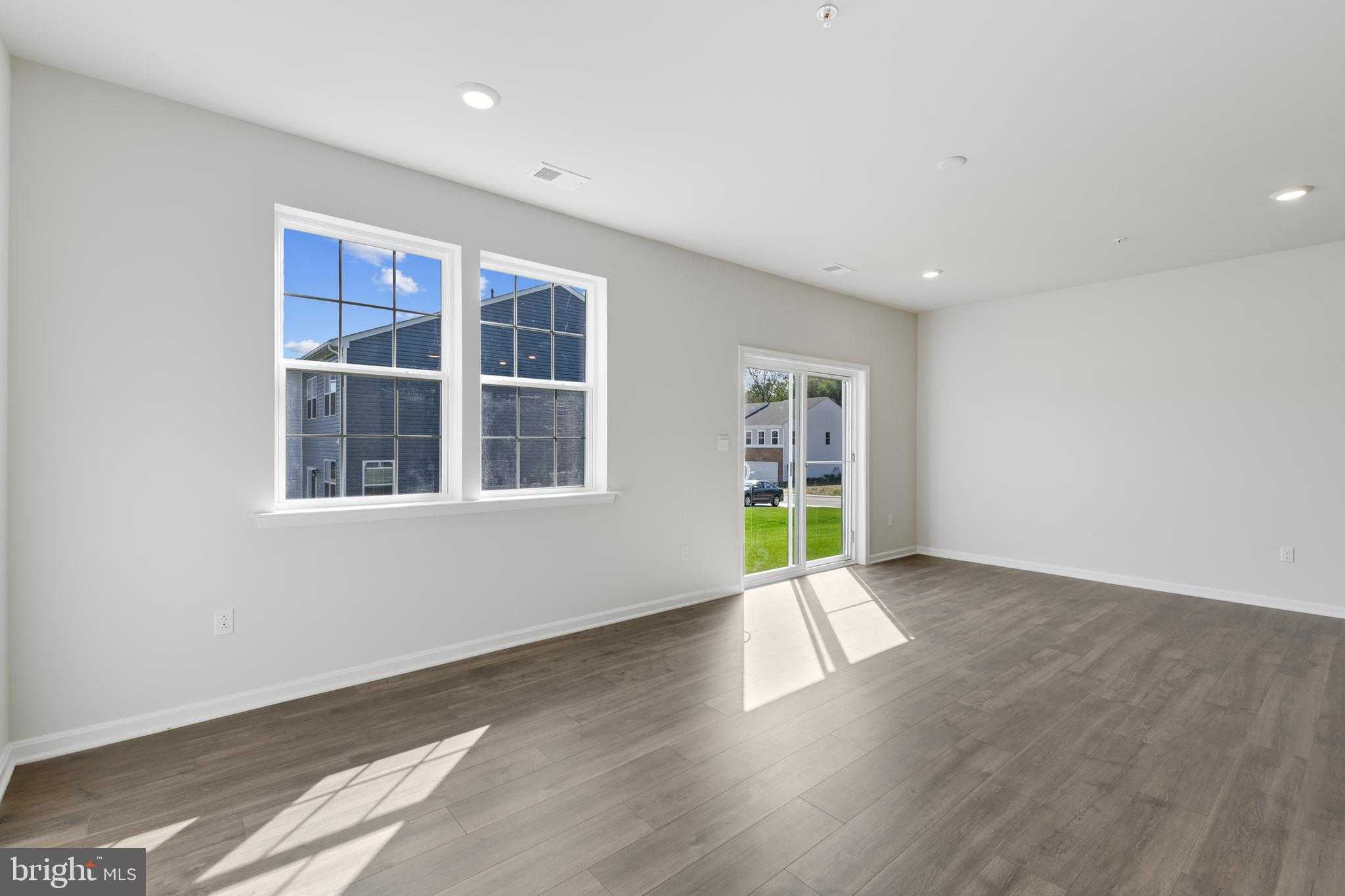 1747 Lawder Cir photo 13