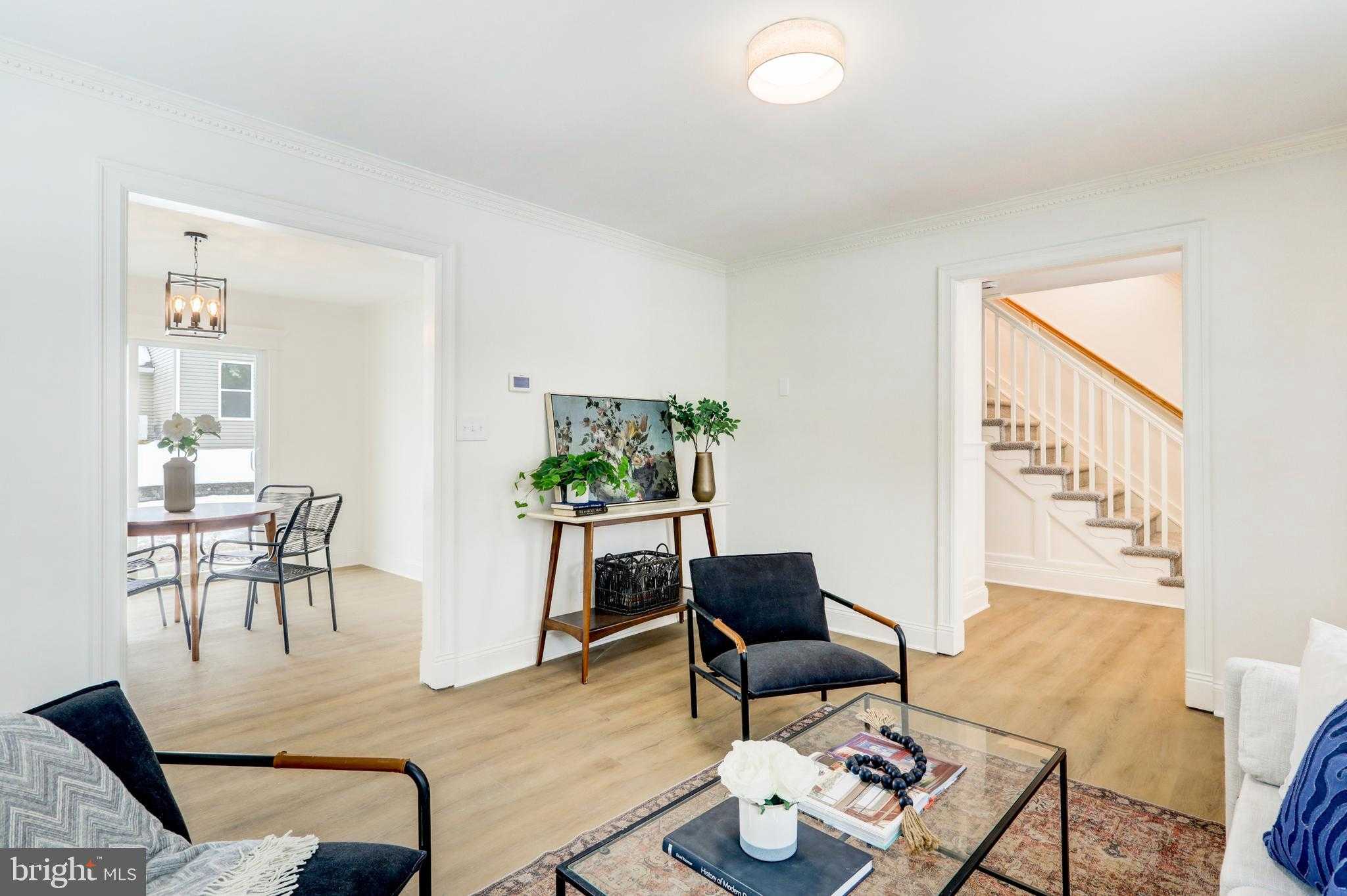 7908 Woodsbluff Run photo 6