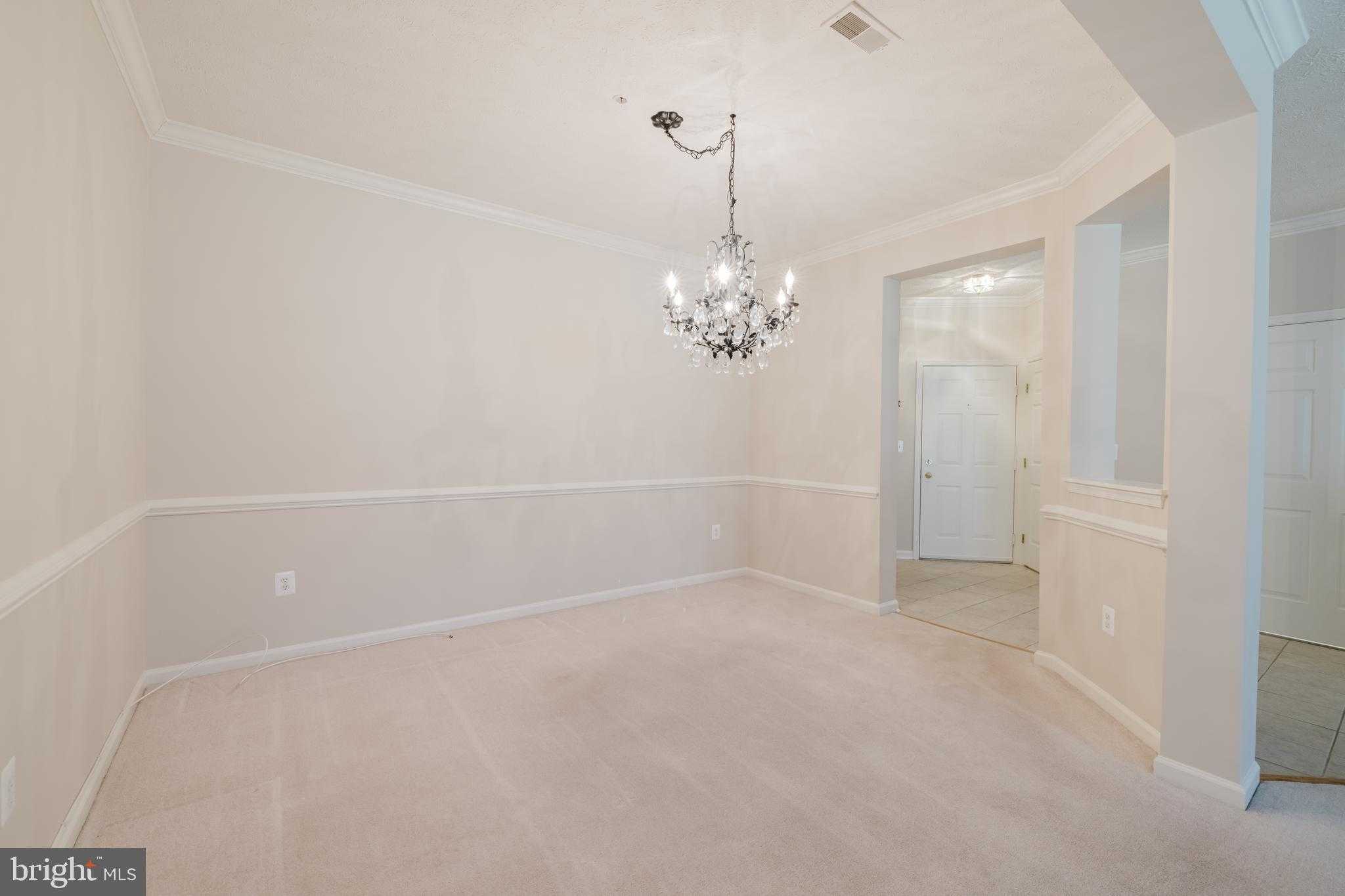 9606 Amberleigh Ln photo 5