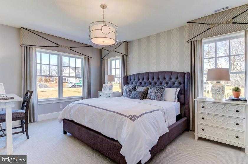 837 Nathan Hale Rd photo 18