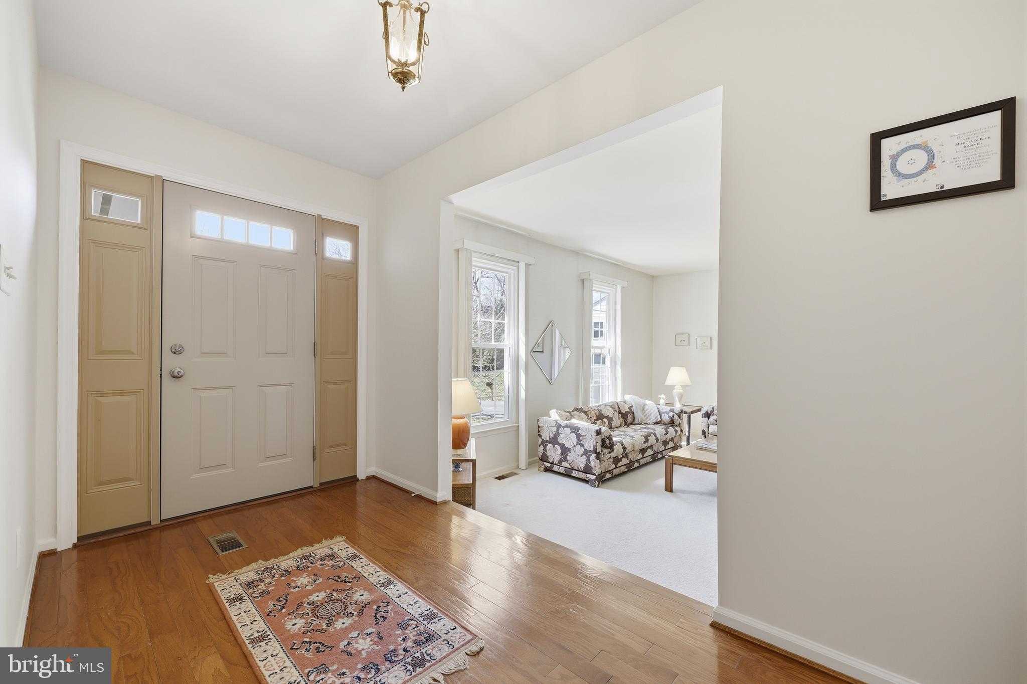 9713 Nordstrom CT photo 6