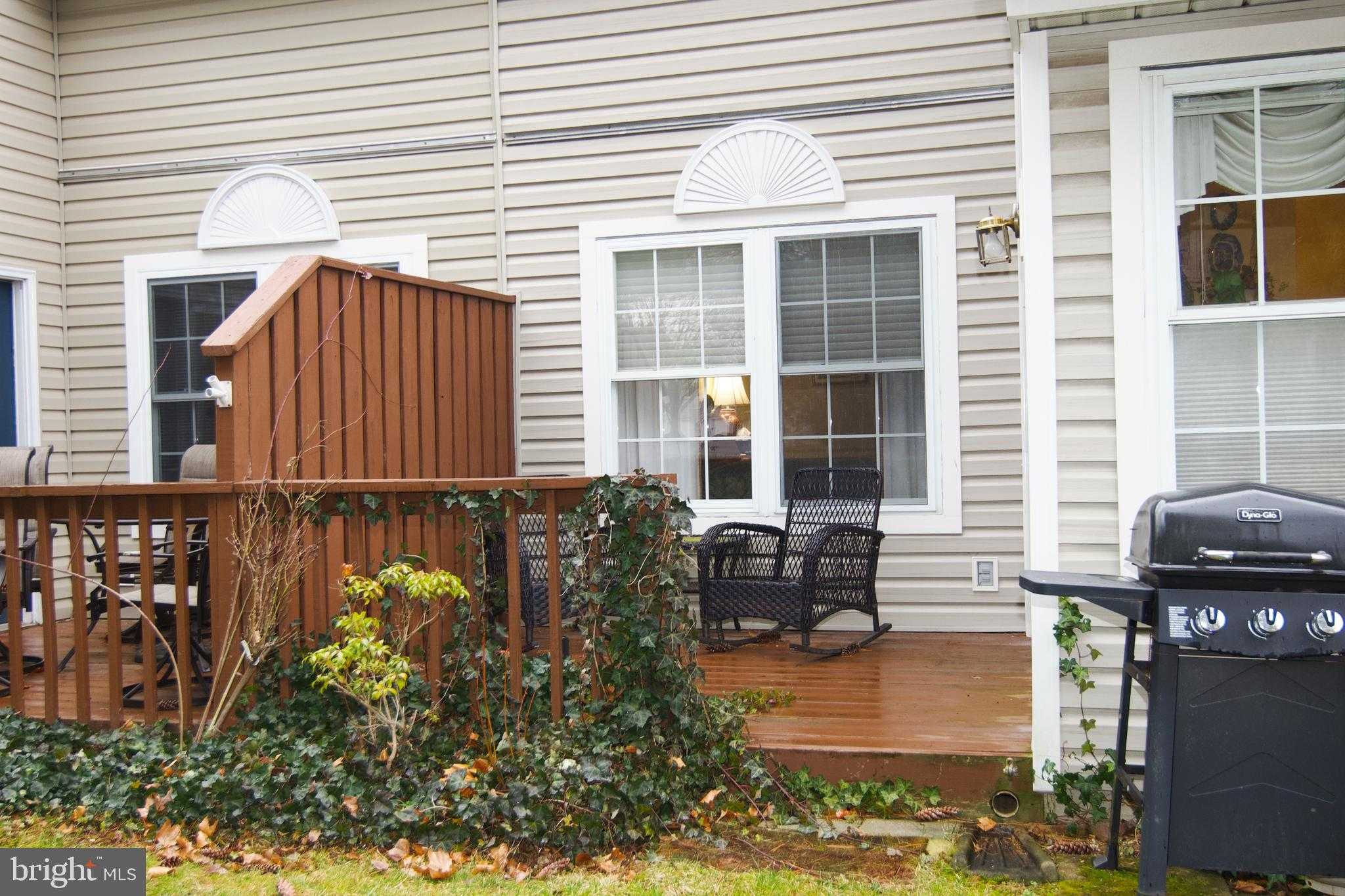 162 Hawthorne CT photo 30