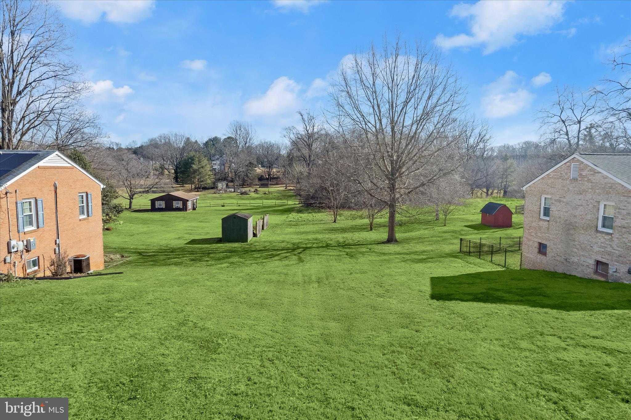 20821 Brooke Knolls Rd photo 29