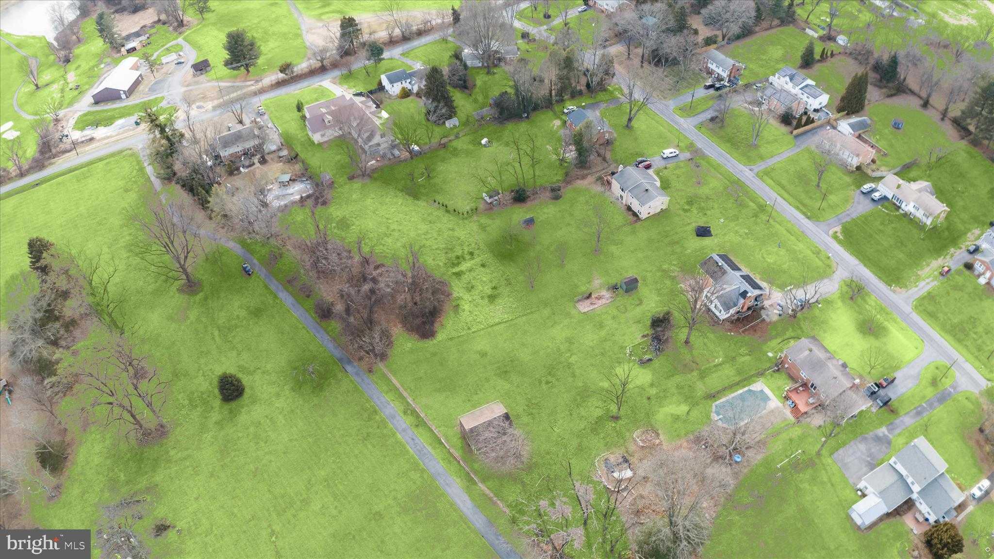 20821 Brooke Knolls Rd photo 33