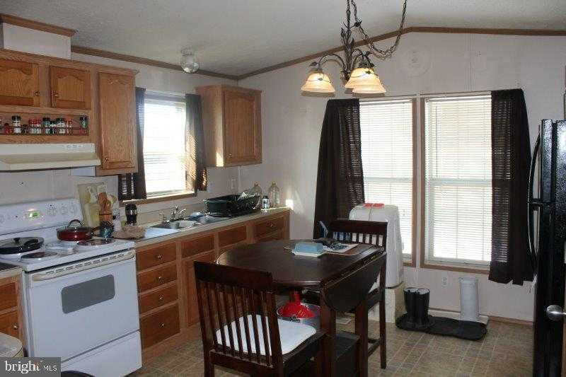 144 Cedar Dr photo 27