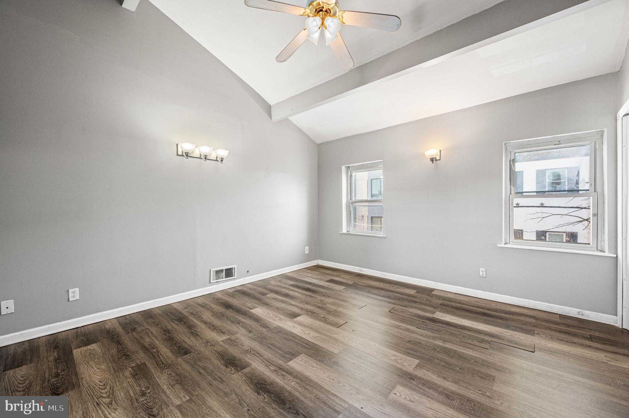 1432 N 4th St photo 14