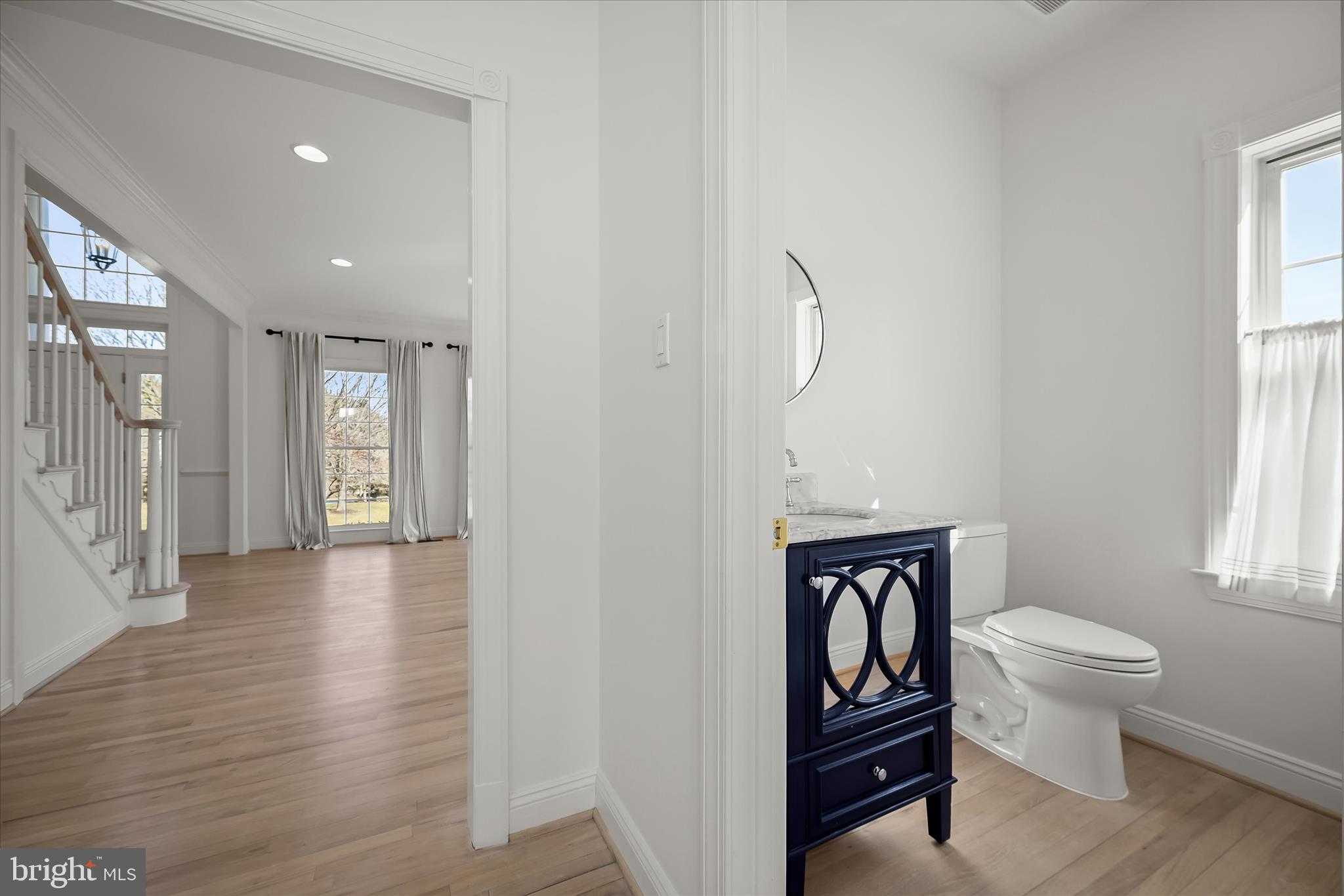 10312 Kingsway CT photo 13