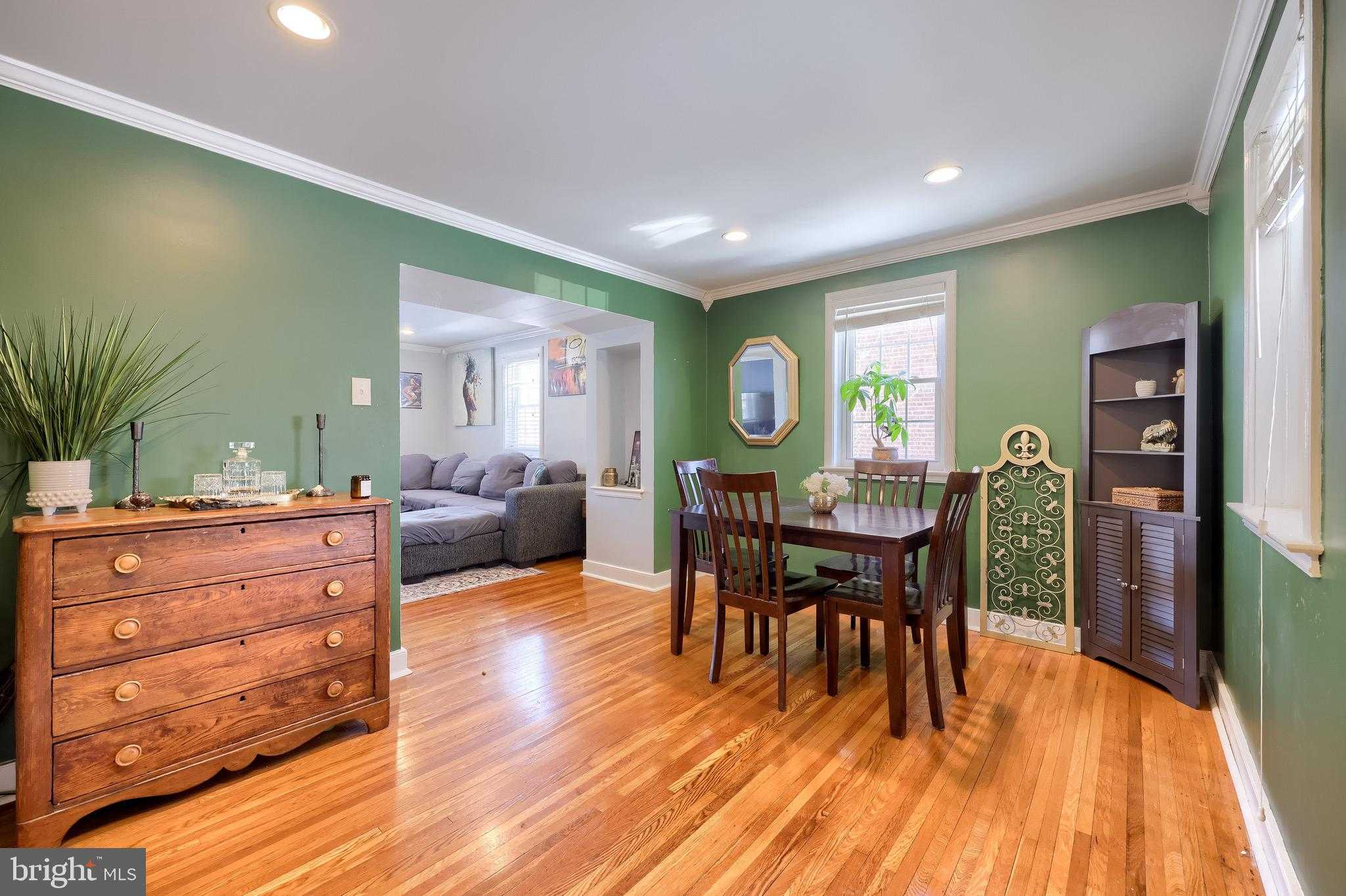 762 New Holland Ave photo 15