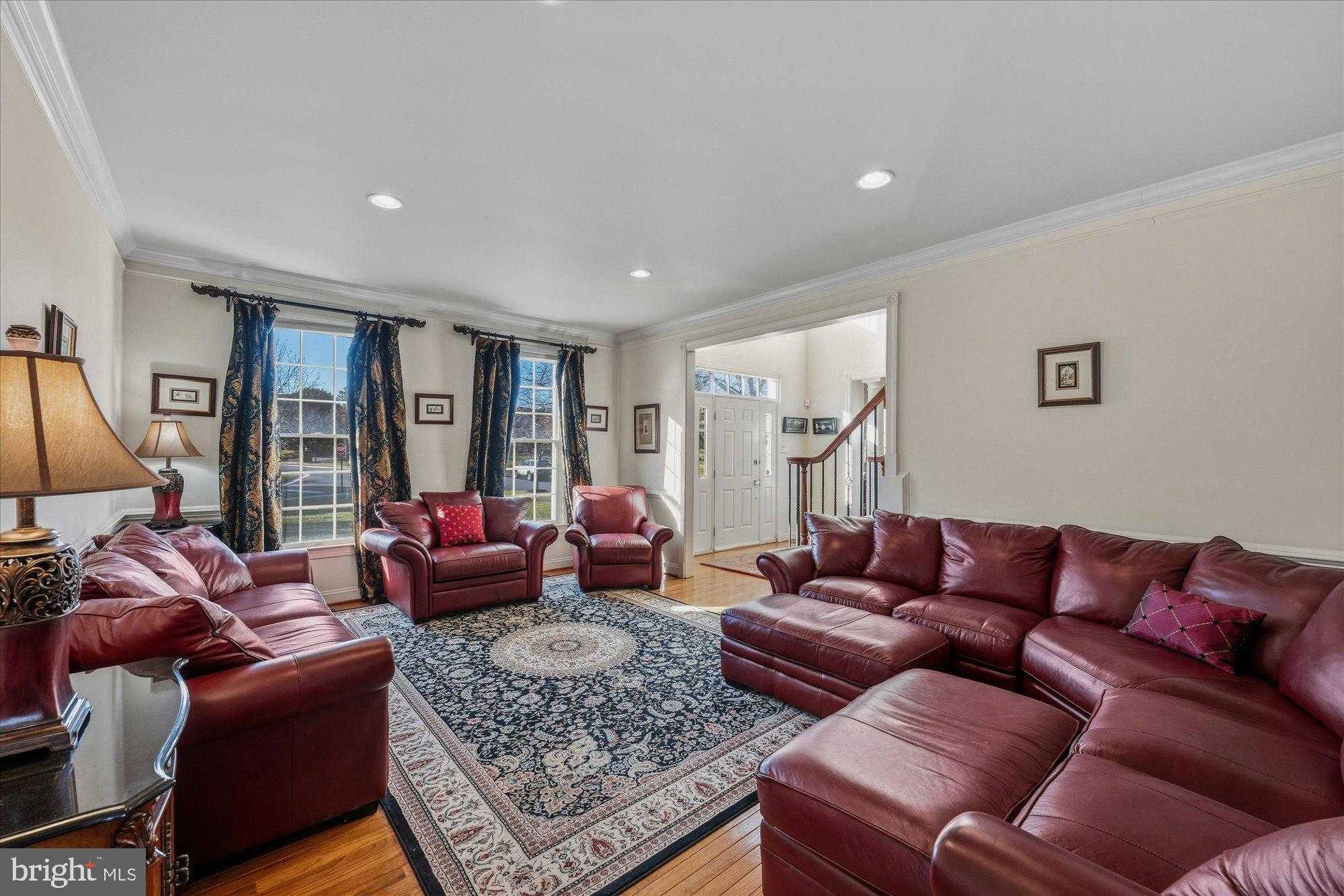 19812 Rothschild CT photo 7