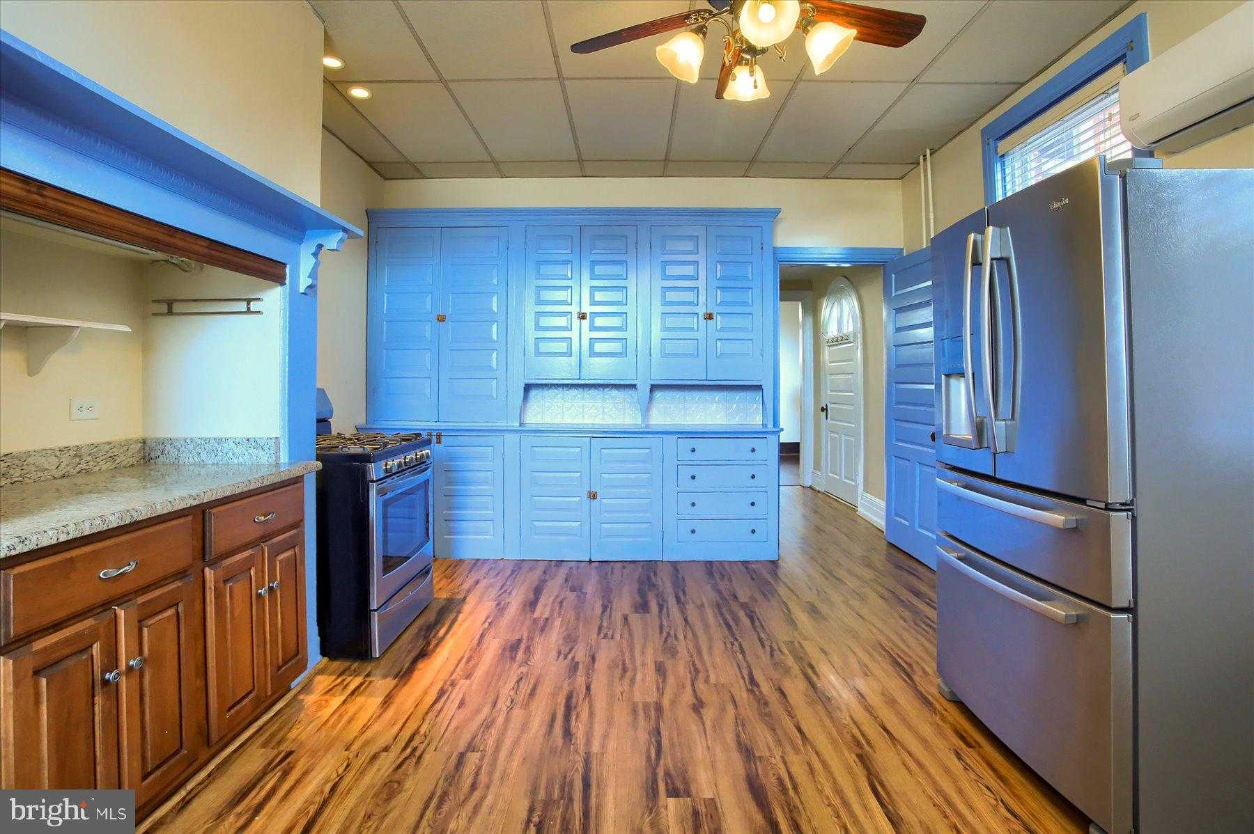 48 E North St photo 20