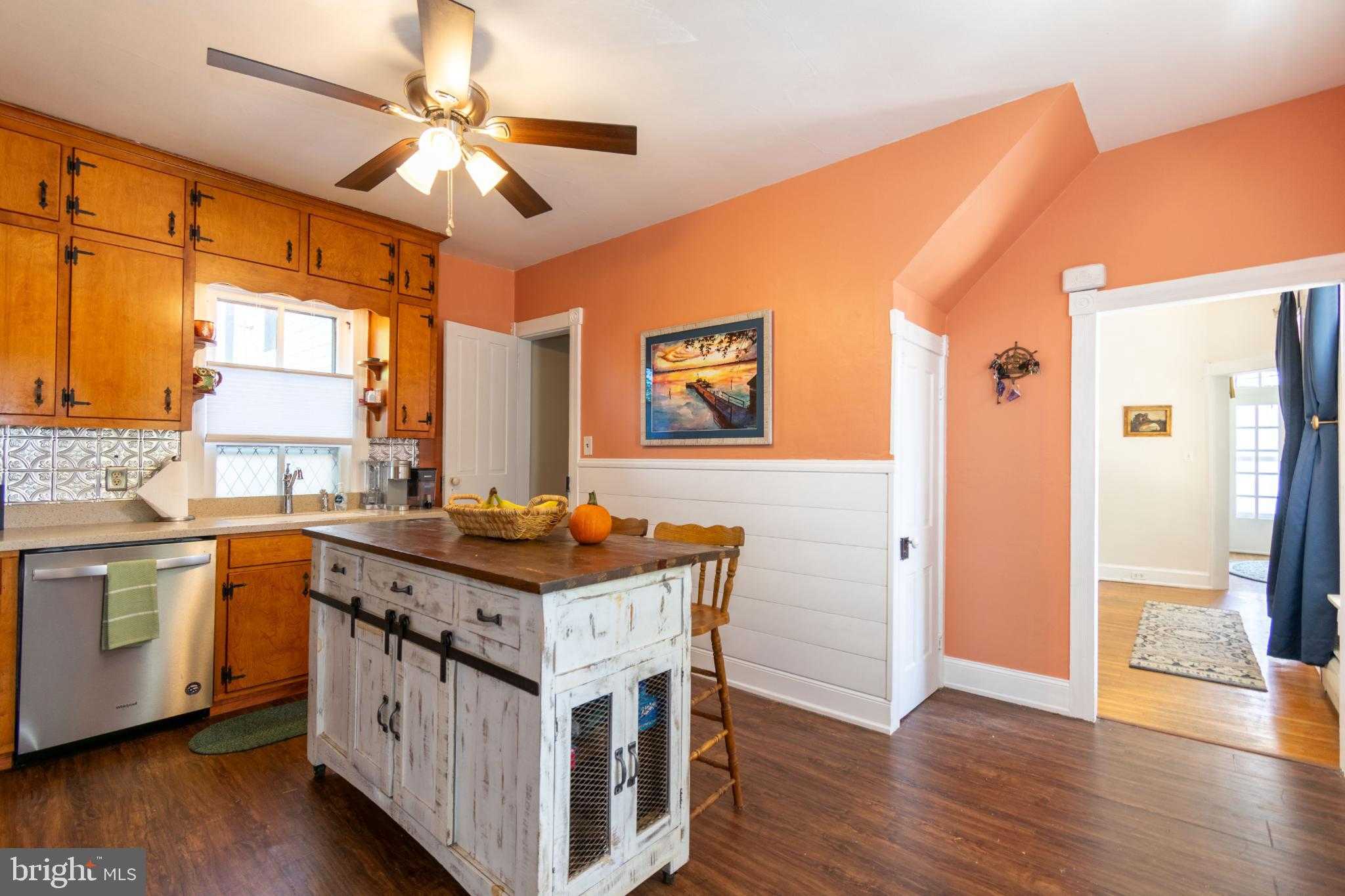 50 Liberty St photo 22