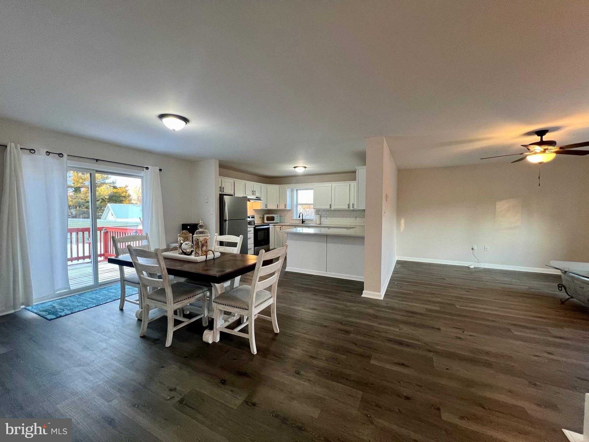 41 Hilltop Rd photo 13