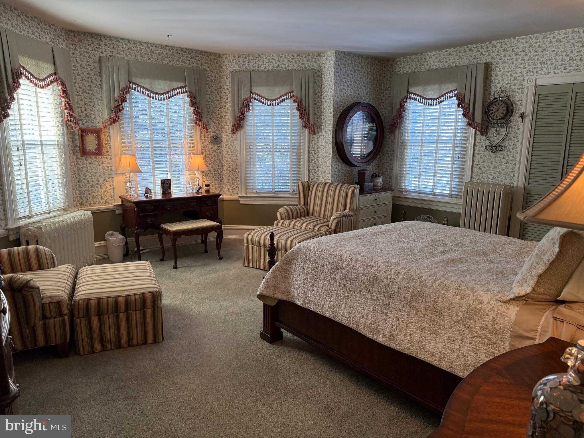 221 Summit Ave photo 22