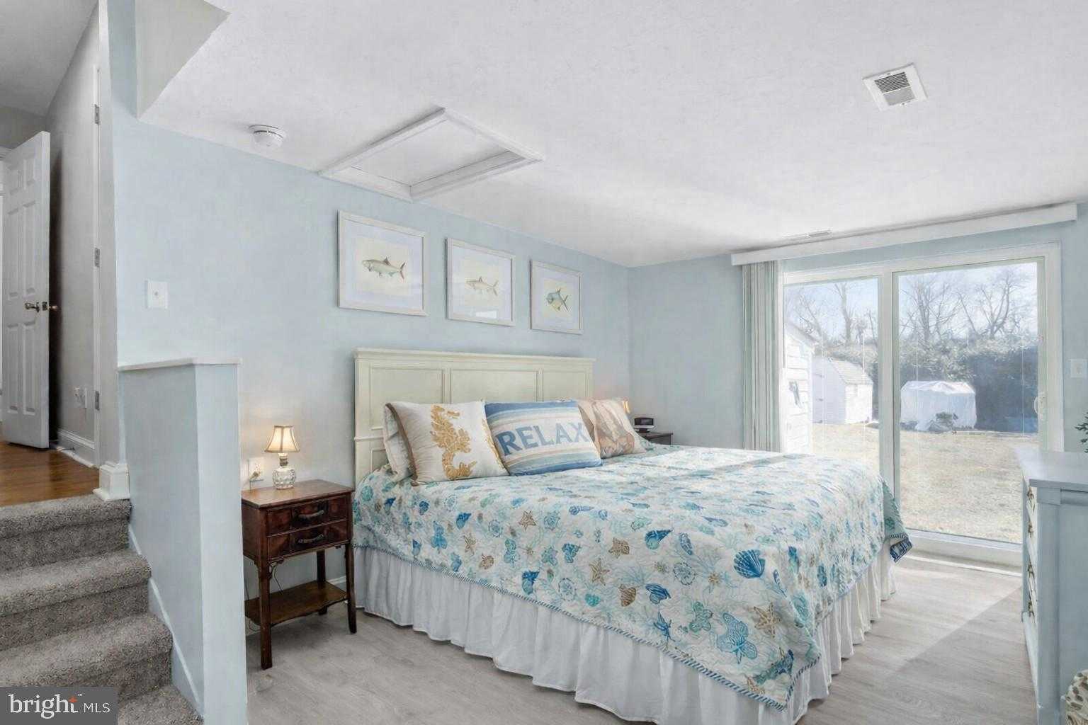 16 Florida Ave photo 17