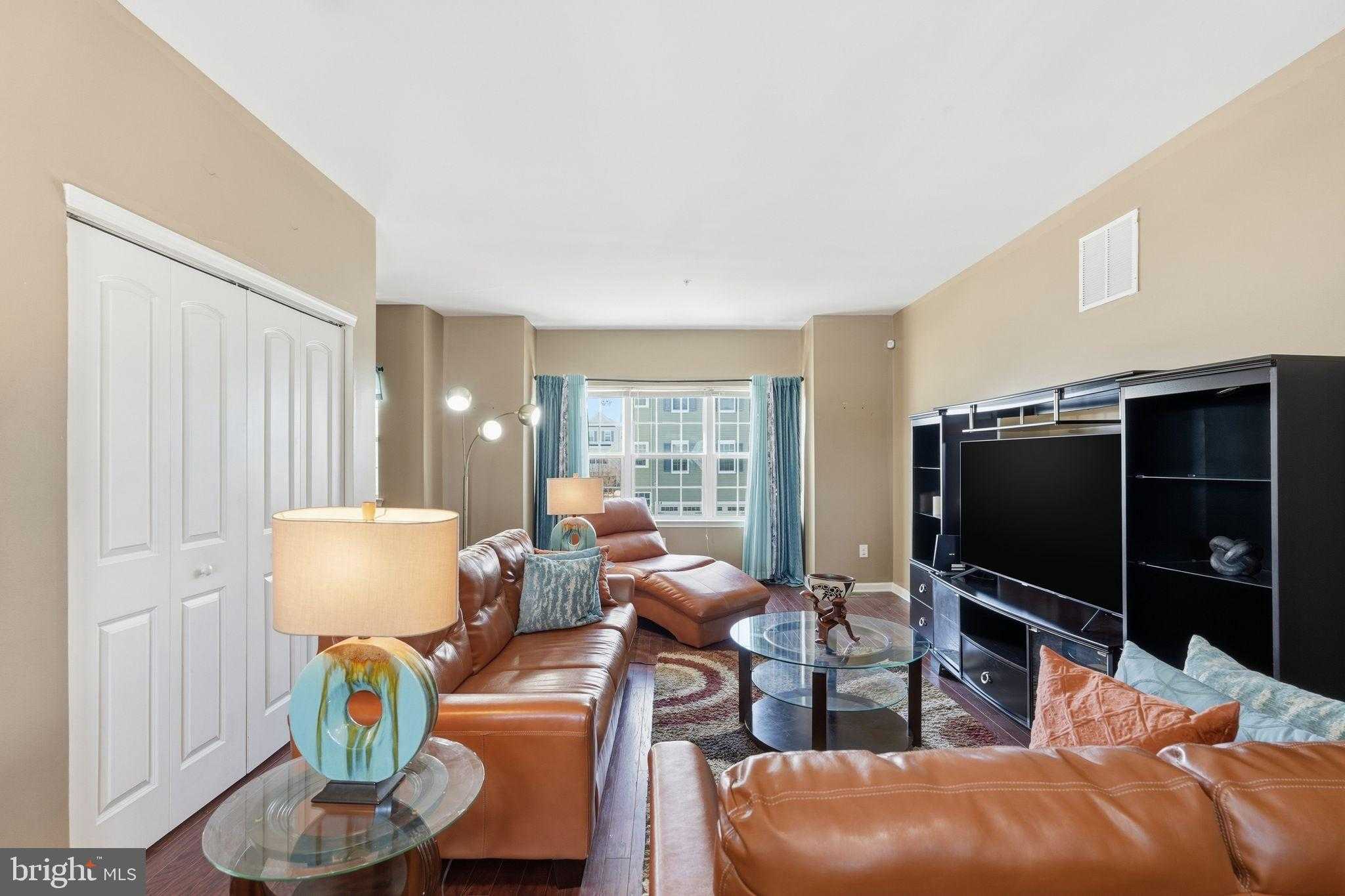 153 Mercer CT photo 9