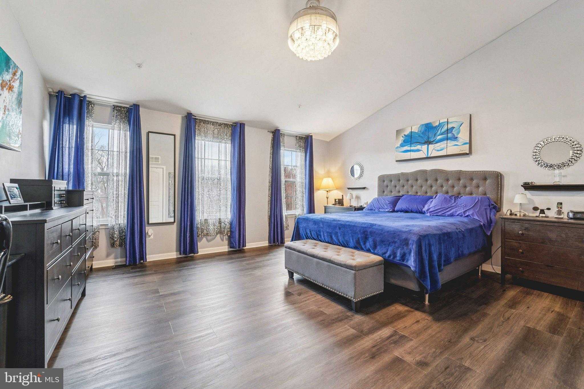 6145 Phelps Ln photo 15