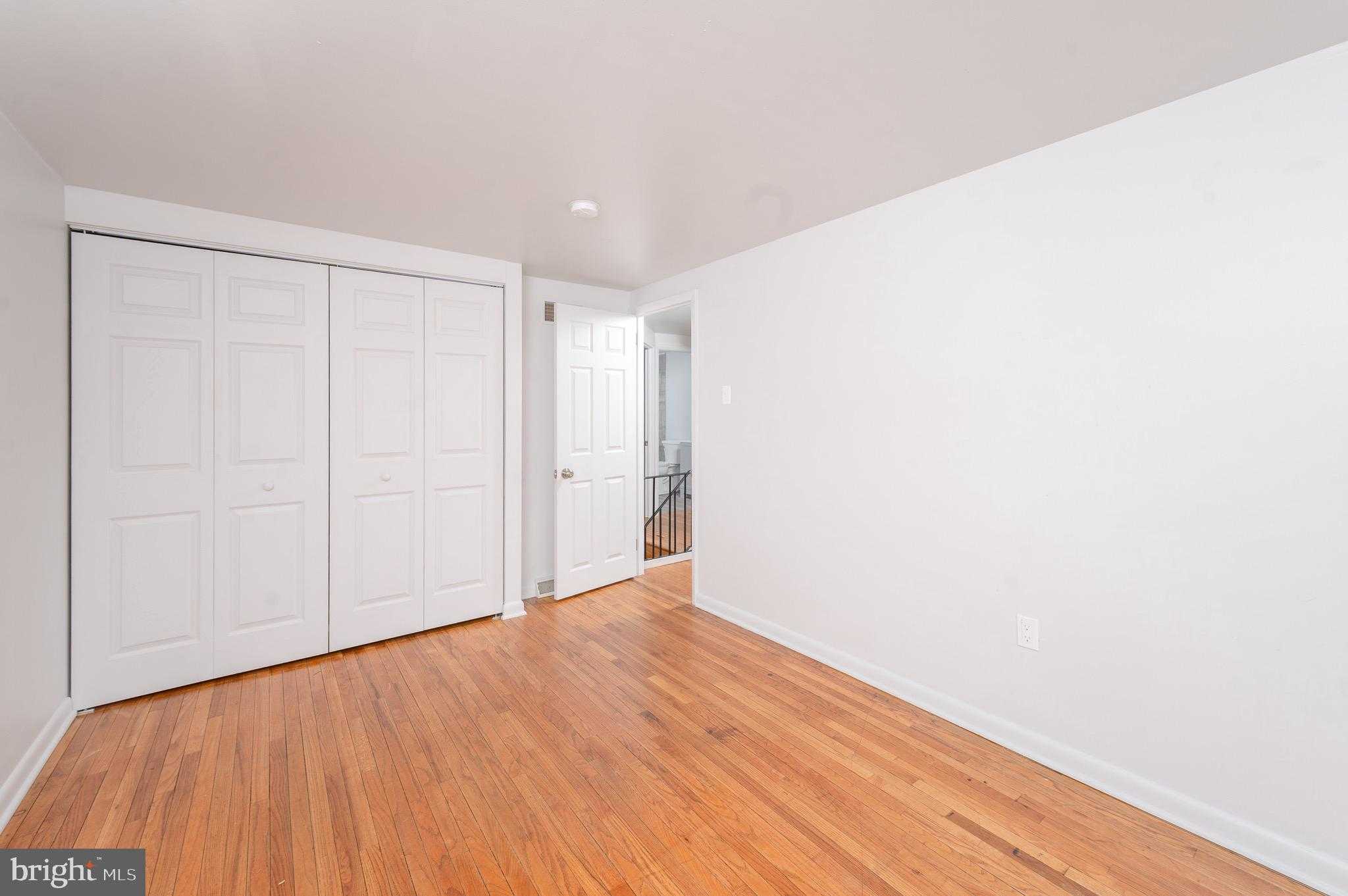 870 Hilton Dr photo 19