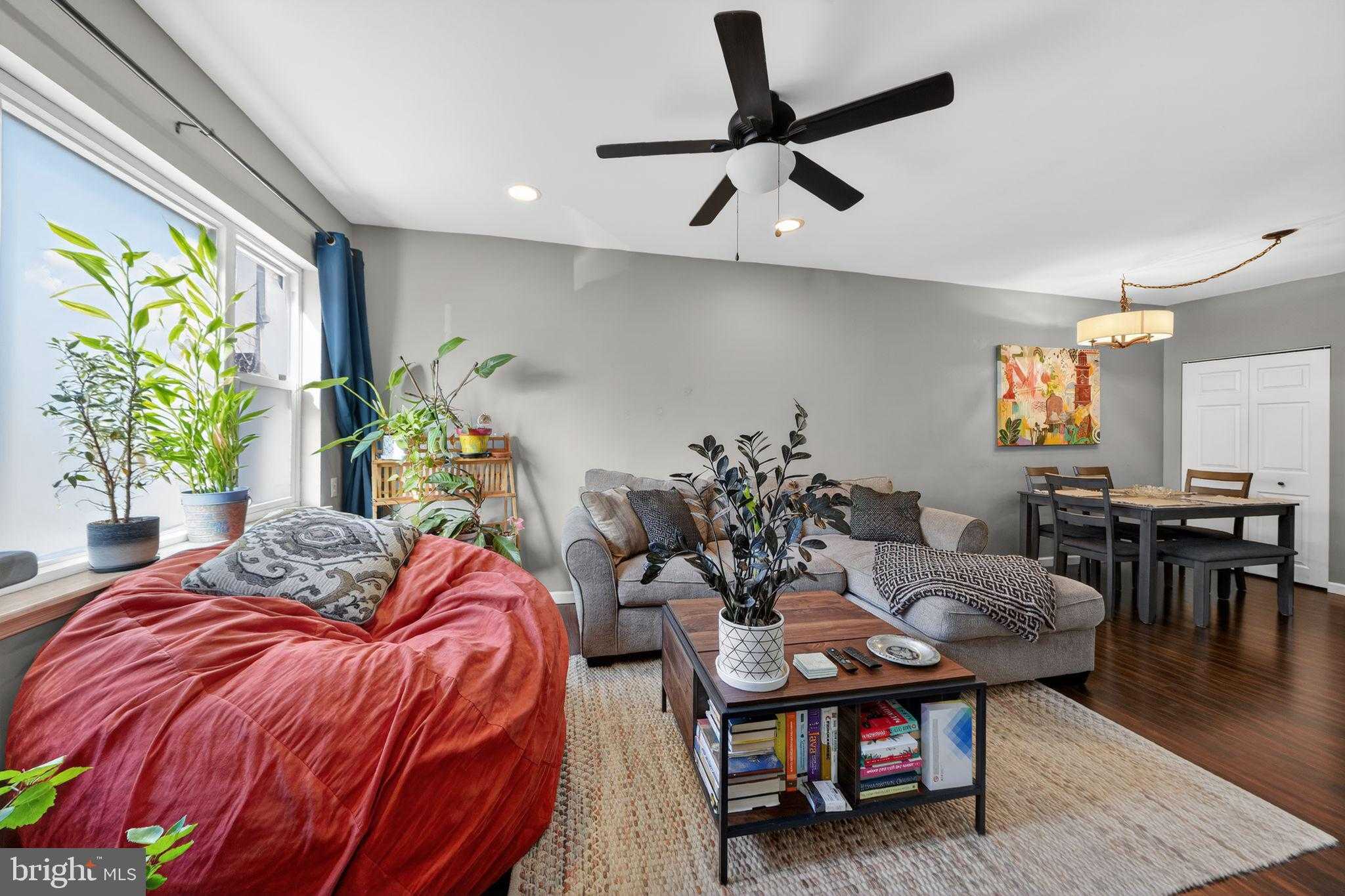 1415 S Beulah St photo 6