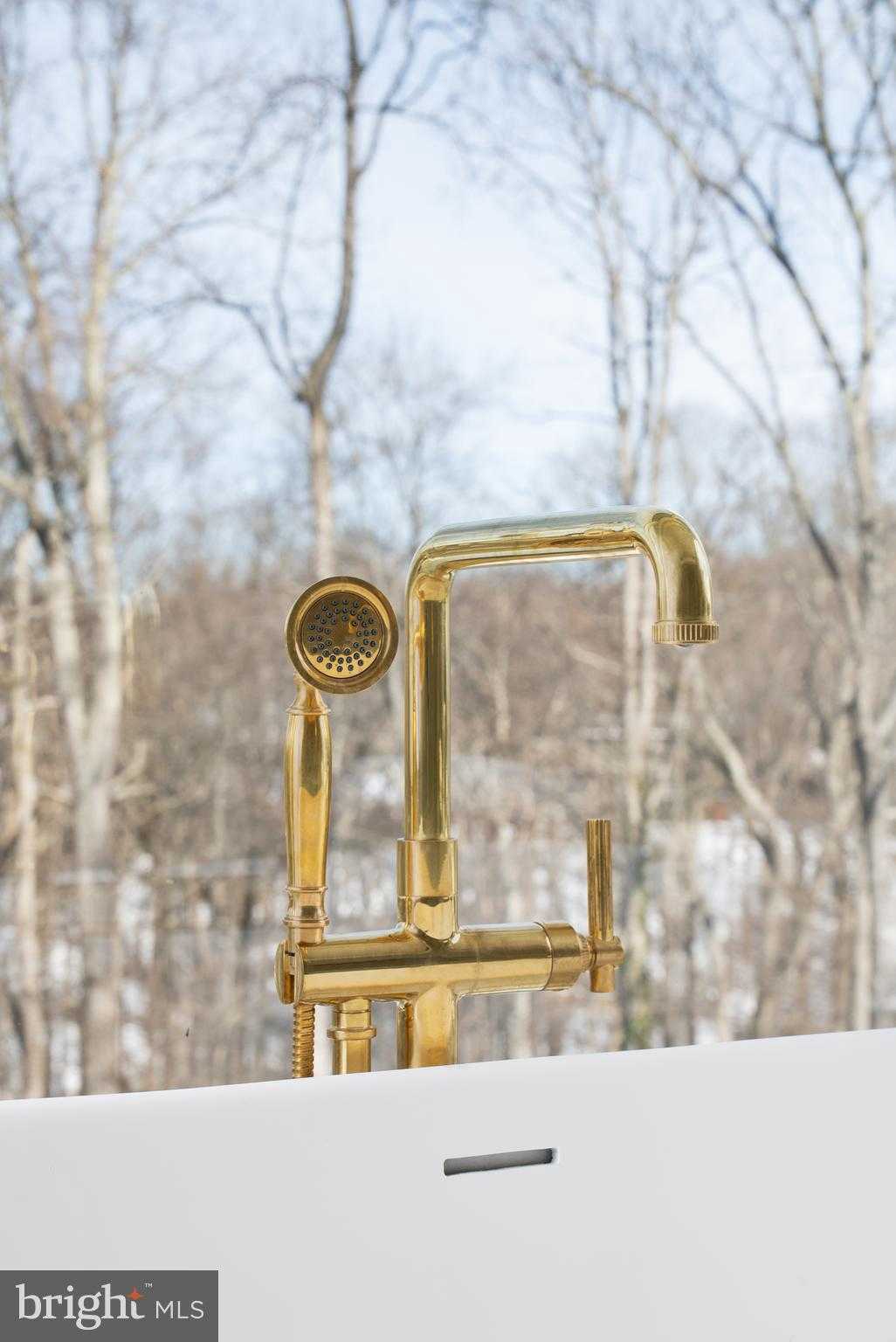 8634 Overlook Rd photo 50