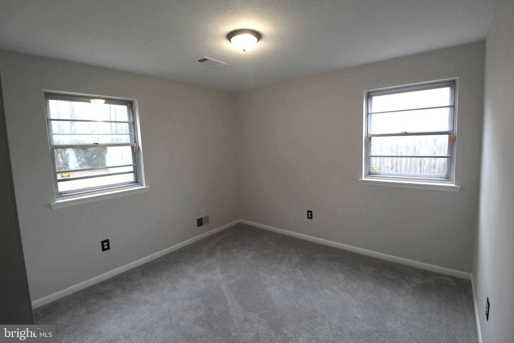 7015 Dower House Rd photo 34