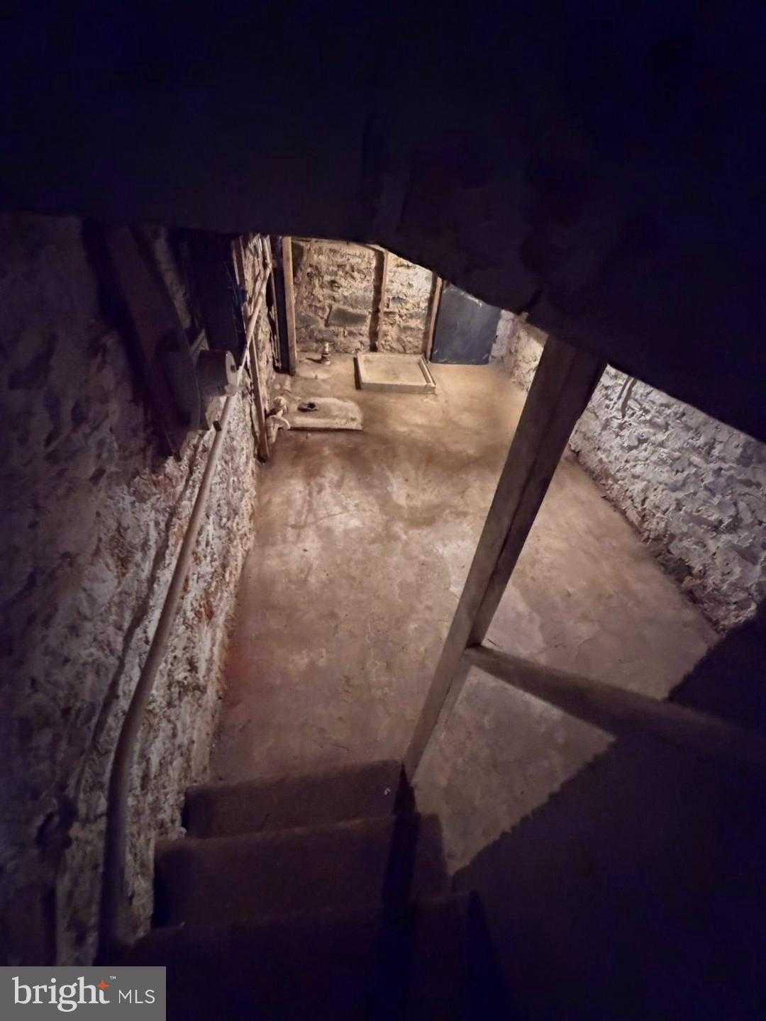 2952 Presstman St photo 33