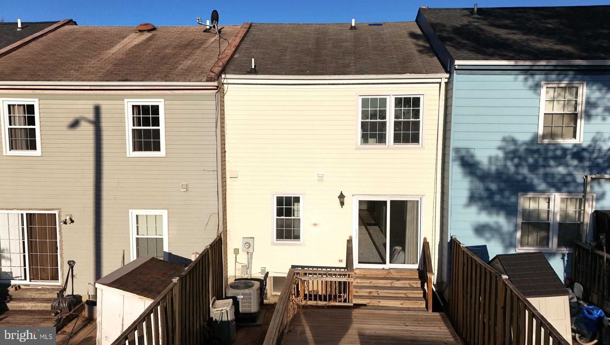 9064 Mcrae CT photo 21