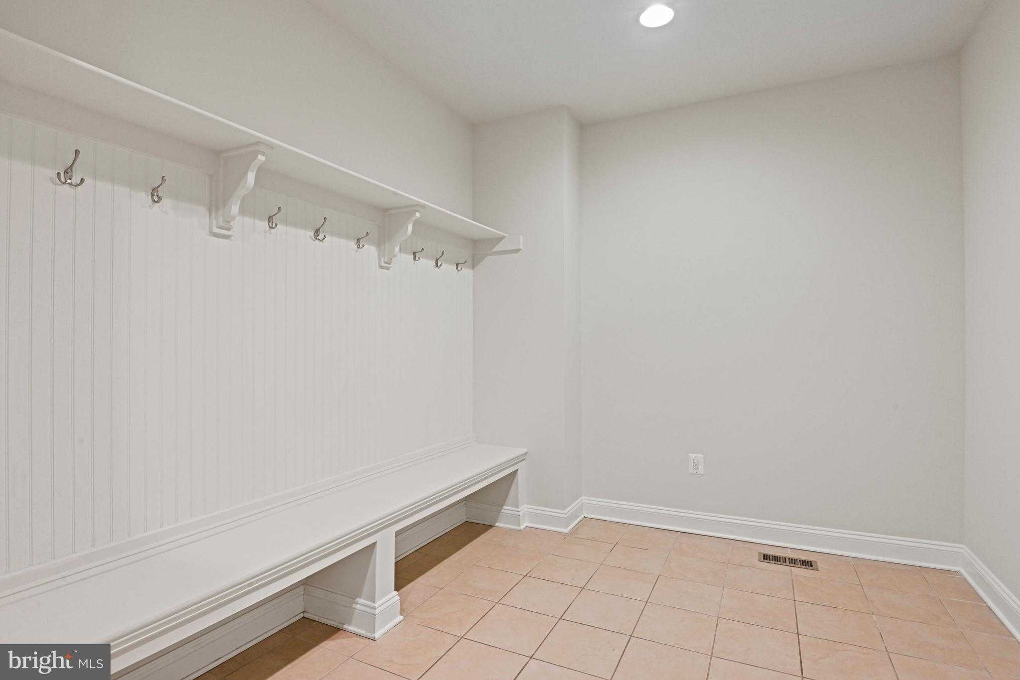 1228 Providence Ter photo 28