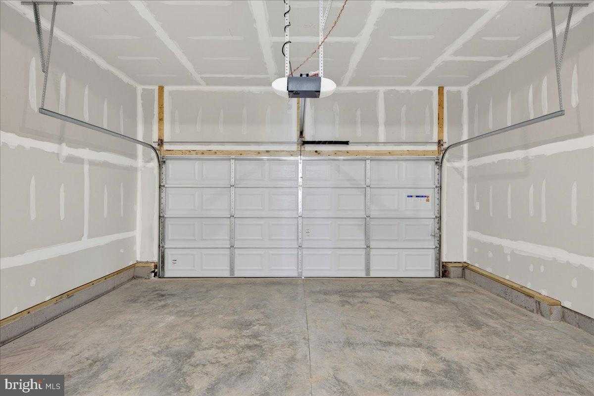 172 Covenant Way photo 44