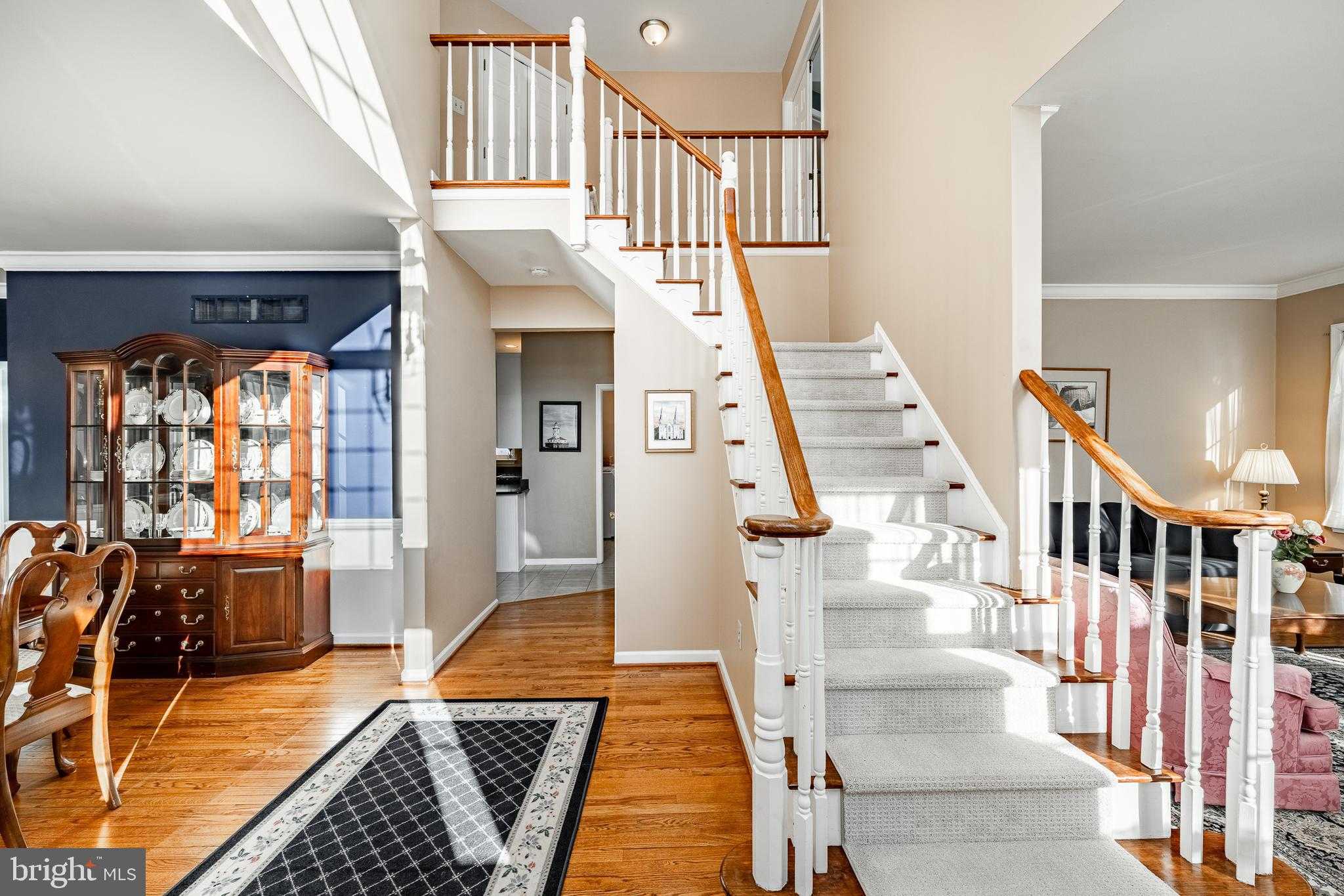 1261 Knollwood Dr photo 2