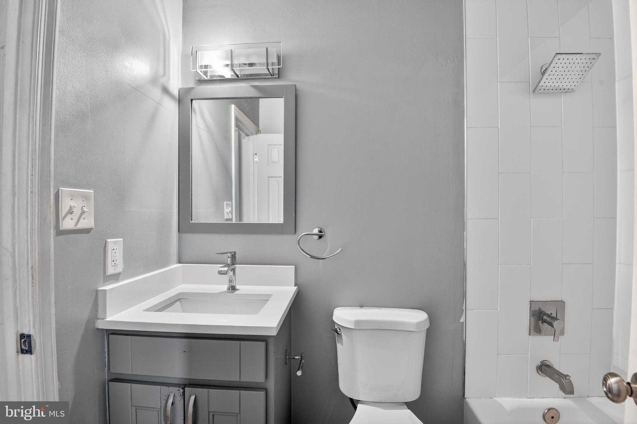 967 Saint Michaels Dr photo 11