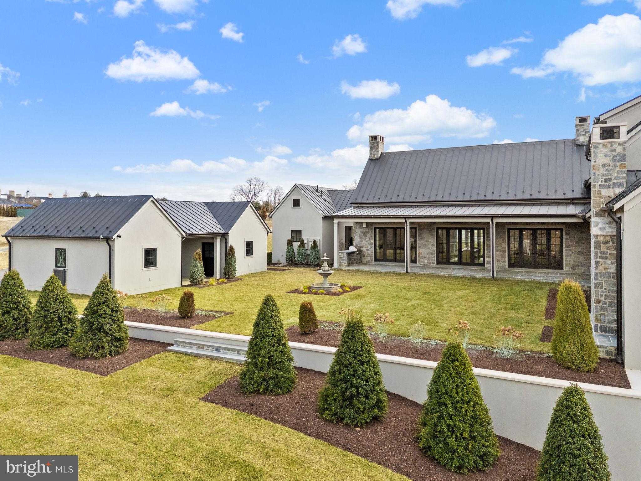 1 Foxtrot Knoll Ln photo 14